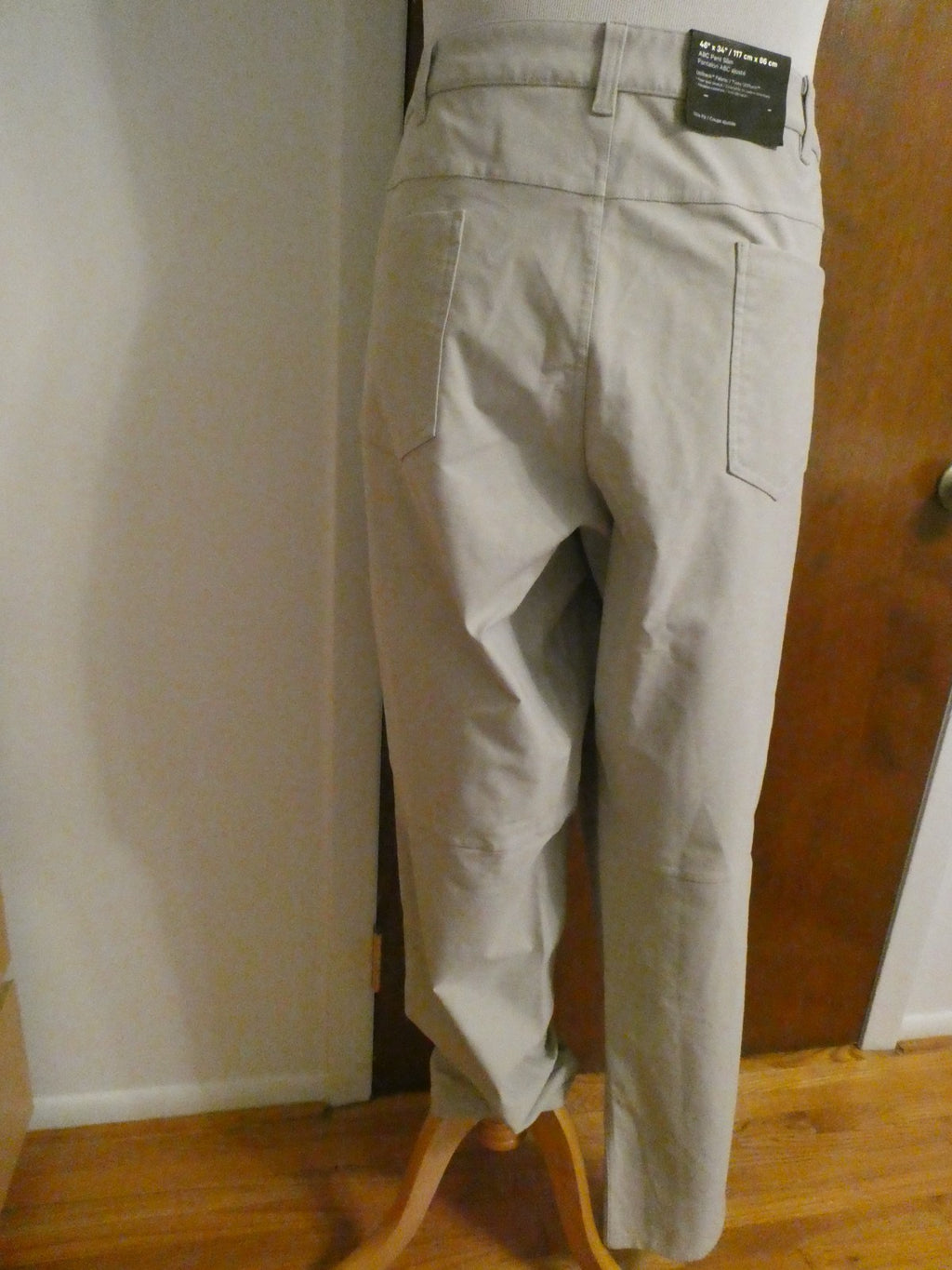 Lululemon Men Slim Gray Pants 46x34 free shorten length at any Lululemon store