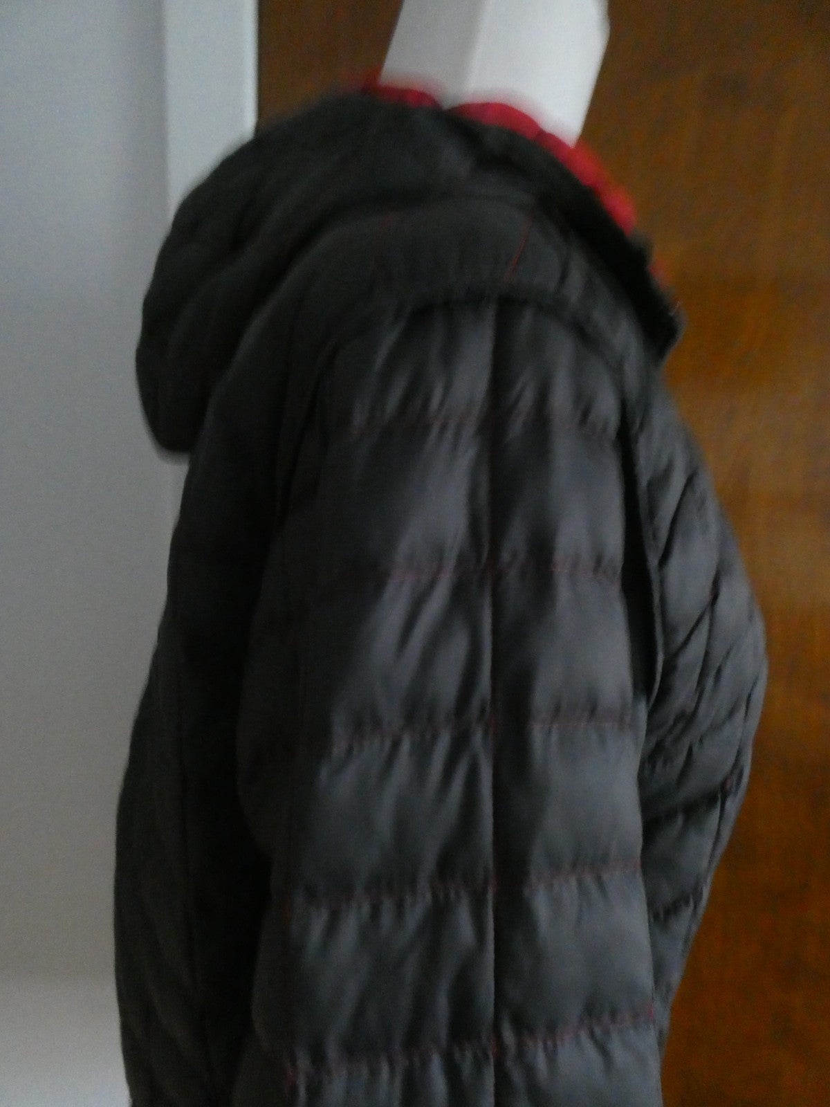 The North Face Boys Reversible Hooded Puffer Jacket Red/Black Size Large 14/16