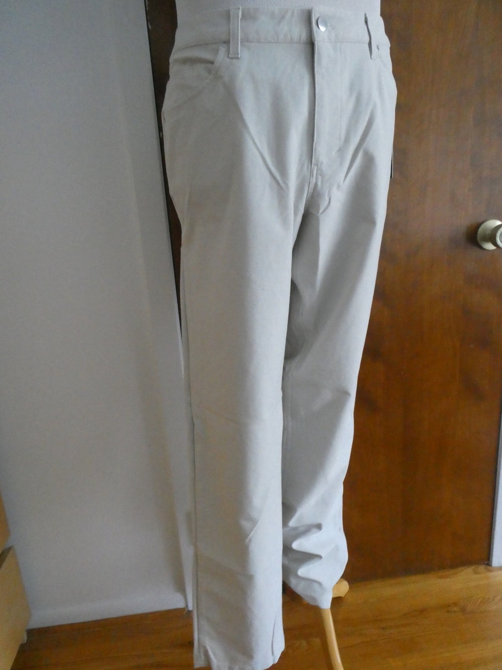 Lululemon Men Classic Bone Pant 40x34 free shorten length at any Lululemon store