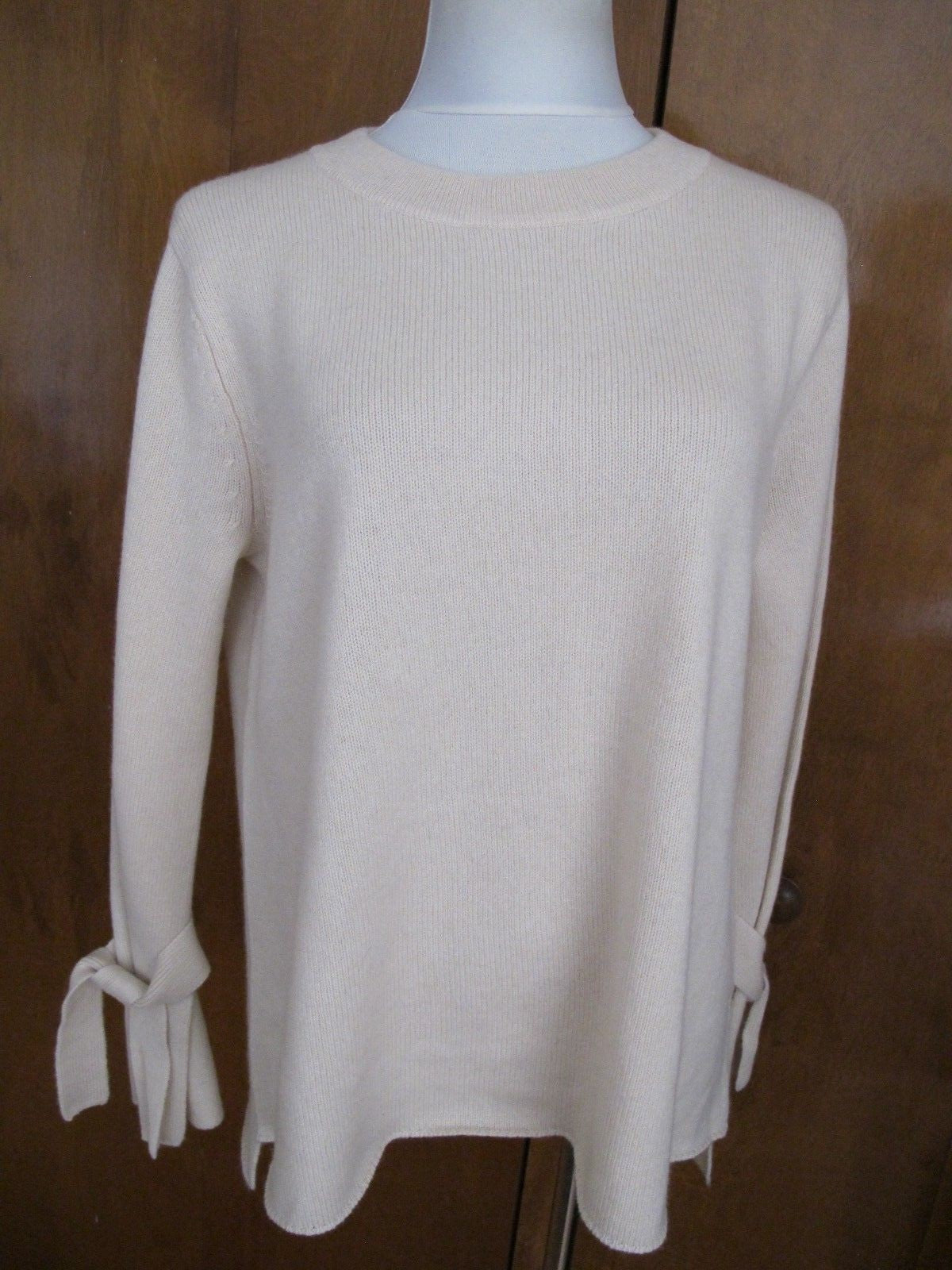 Bloomingdale's Women's Cream 2 Ply Cashmere Detailed Sweater Medium New