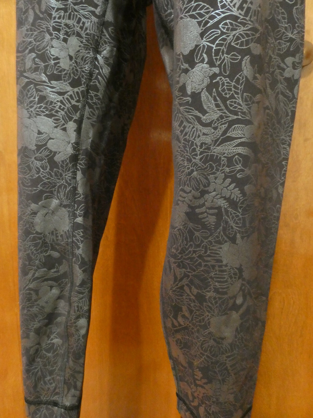 Lululemon Women's Wunder Train Running Black Detailed Pant Tight 25"