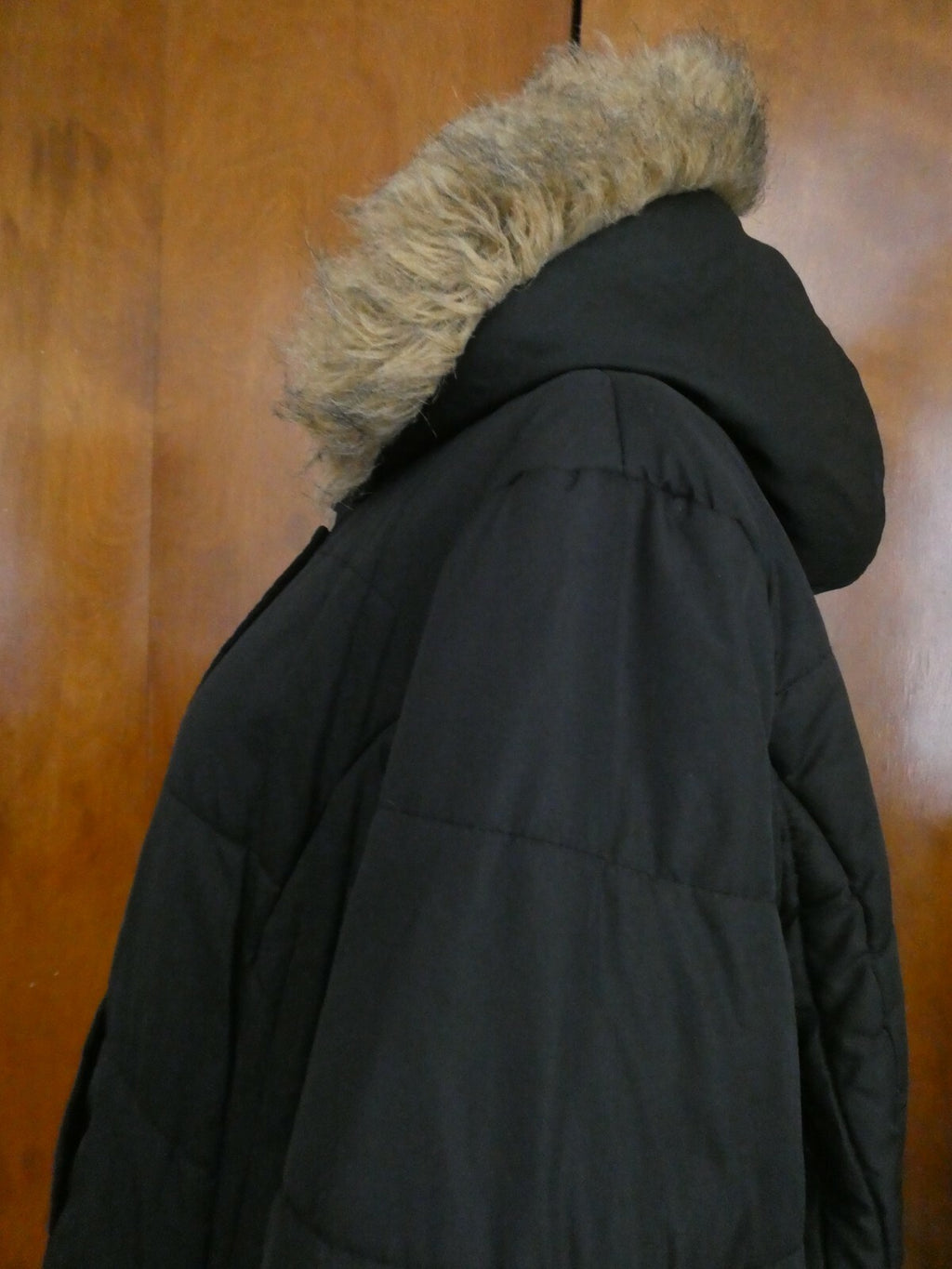 Krush Women's Black Faux Fur Lined Puffer Winter Hooded Detailed Jacket Coat XL