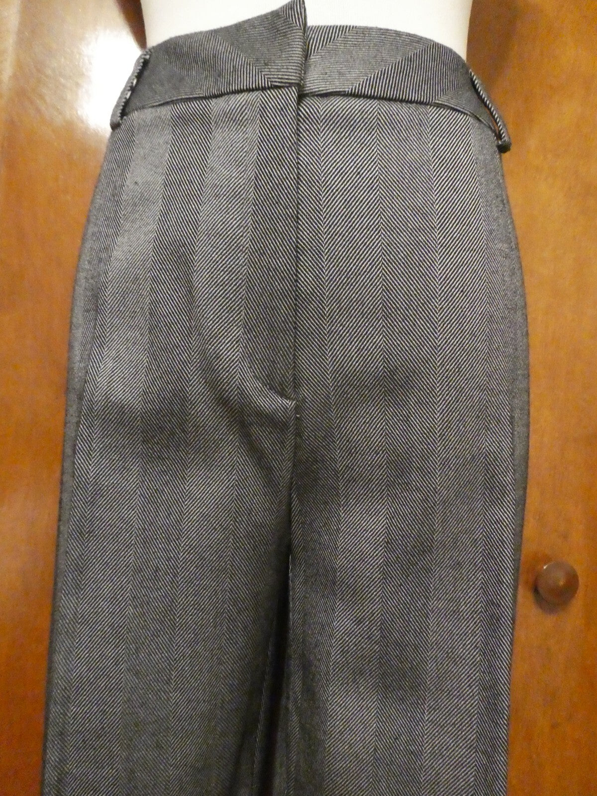 Gloria Vanderbilt The Caroline Women’s Gray Classic Fit Straighter Leg Pants 14