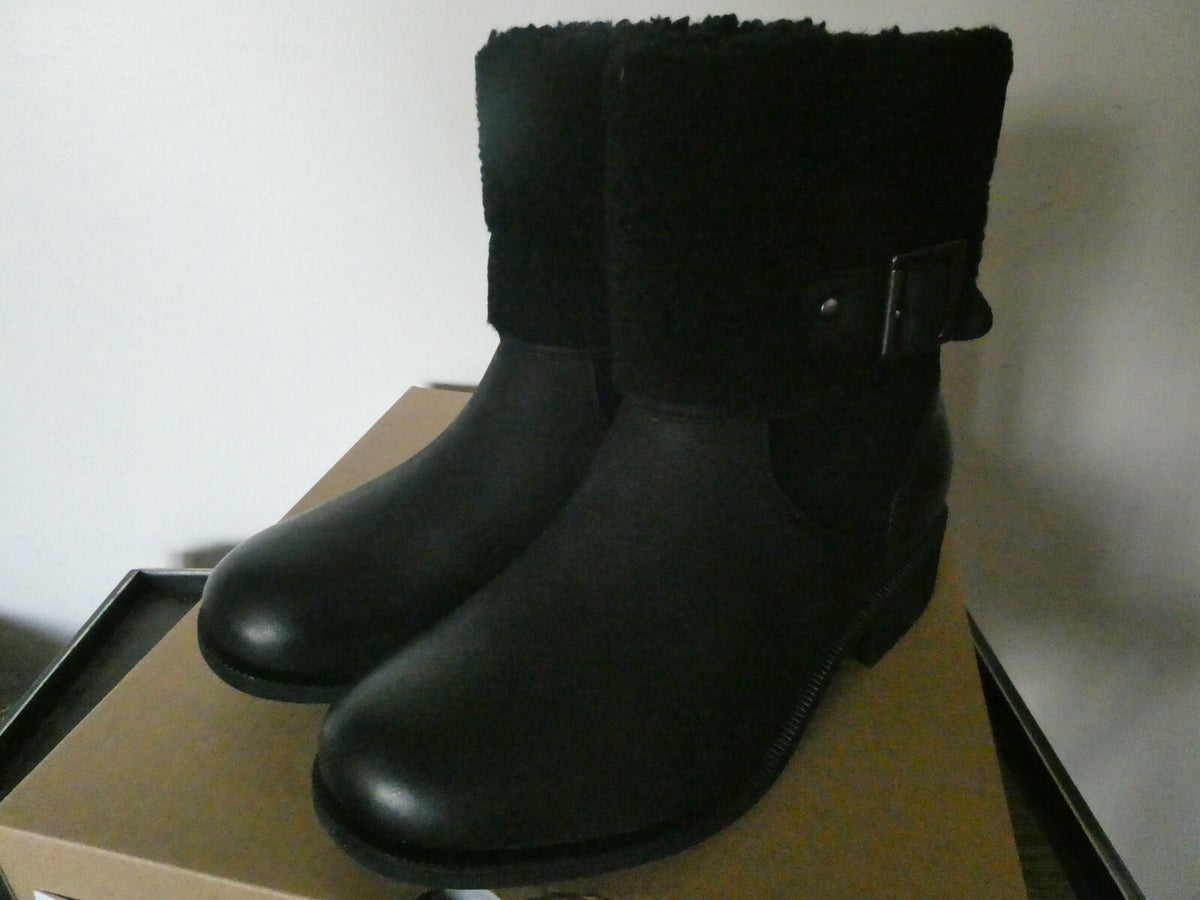 UGG Elings Women’s Black Leather Fur Cuff Zip Waterproof Boots Women’s US 7,US 8