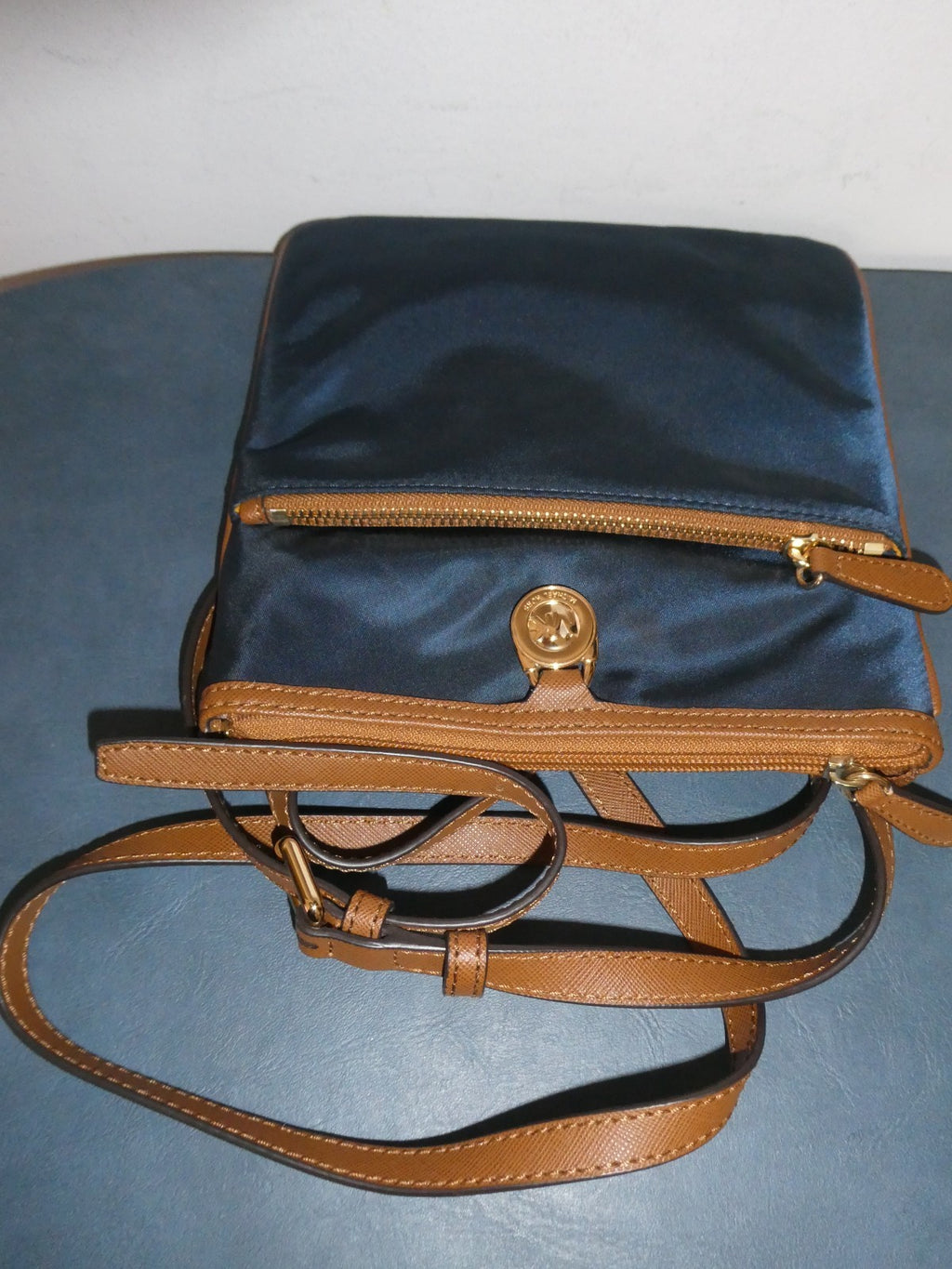 Michael Kors Navy Nylon Crossbody Bag Brown Trim 5 Pocket Gold Tone EUC