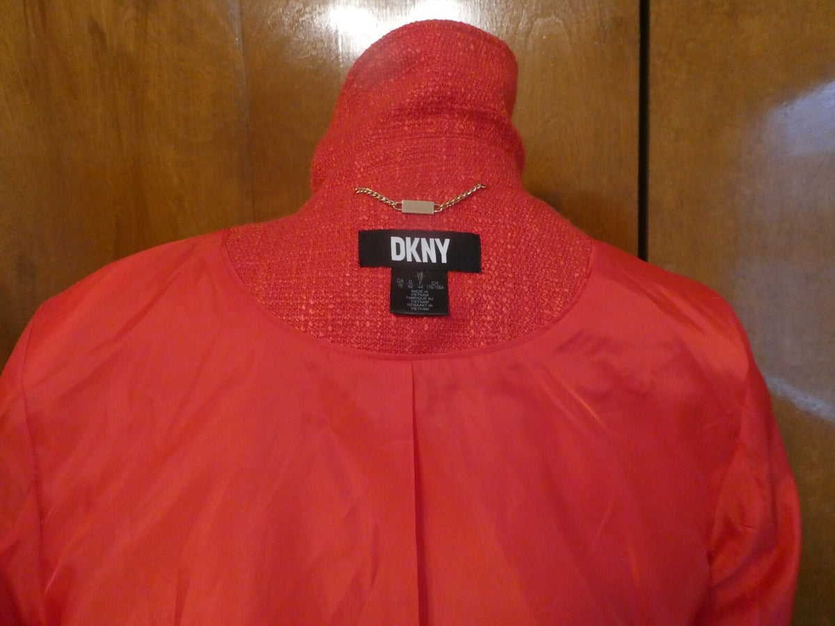 DKNY women red lined long sleeves blazer jacket size 12