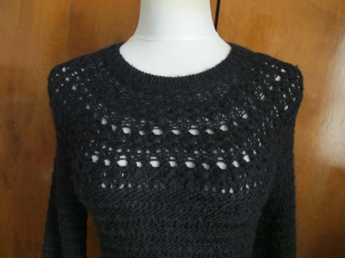 Lauren Ralph Lauren women’s black crewneck detailed sweater Medium