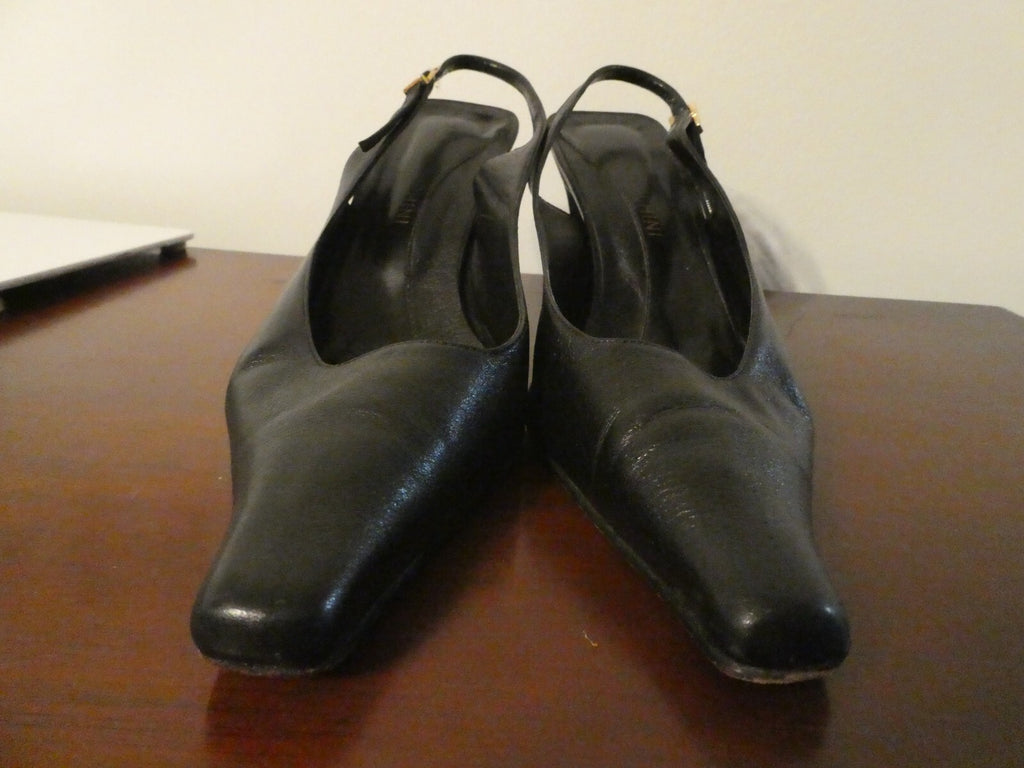 Luchini Women's black leather slingback shoe size 36