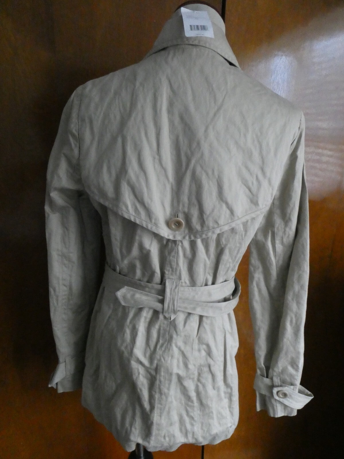 Vince women’s khaki detailed lined coat Size Large NWT