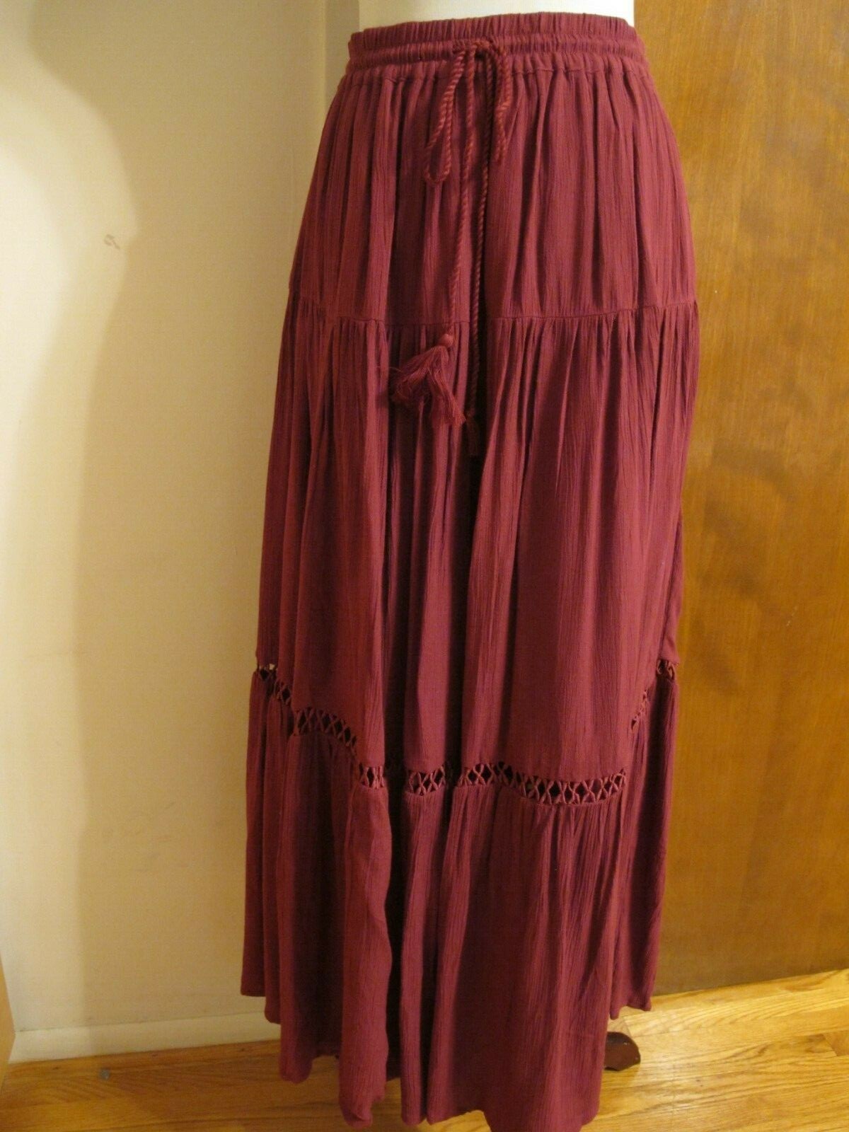 Gap Women's Burgundy Detailed Lined Skirt  