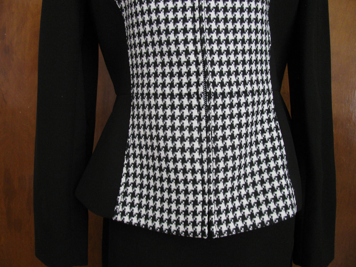Tahari Asl women's Two Piece Peplum Skirt Suit Black white New