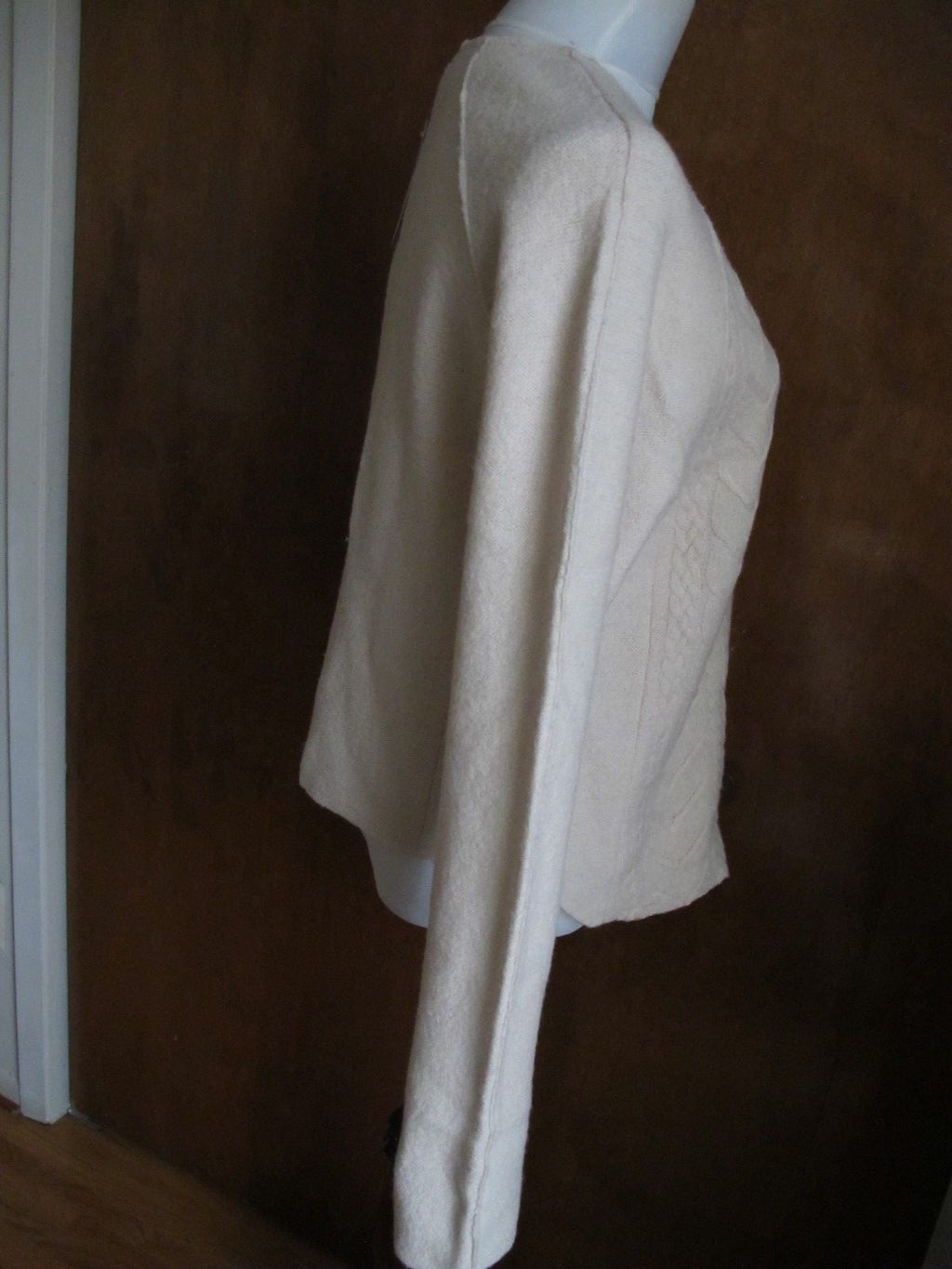 Anthropologie's women’s ivory detailed wool cardigansize Large NWT