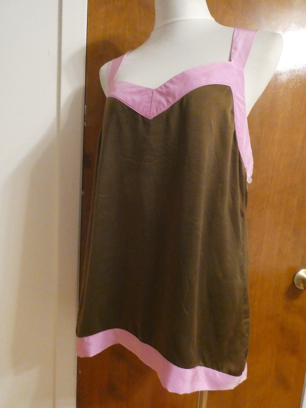 French Connection women's bullfrog/mulberry silk/ rayon top size 12 retail $118