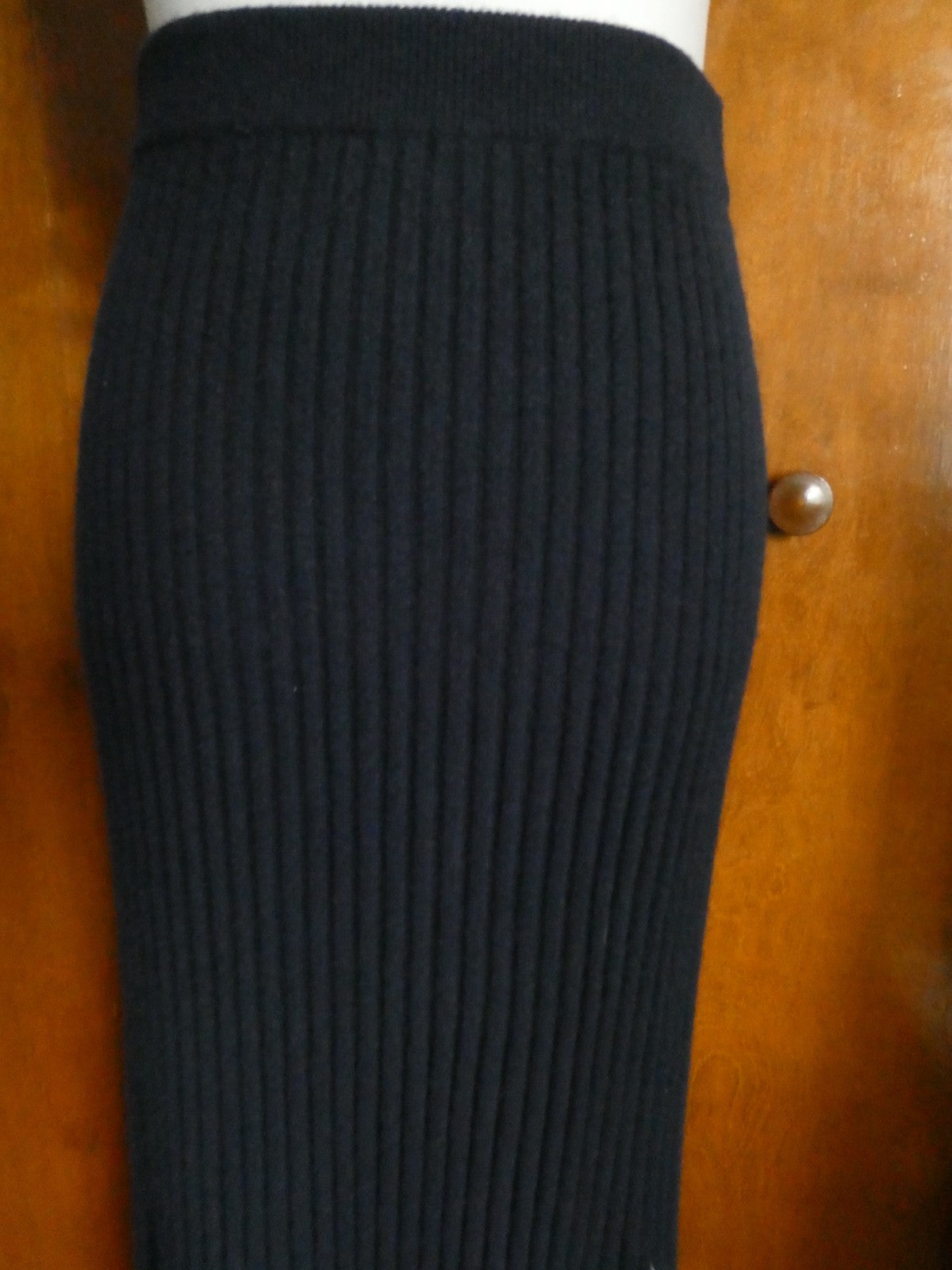 Bloomingdale's 100% Cashmere Navy Ribbed Knit Midi Skirt Size M XL $228 NWT