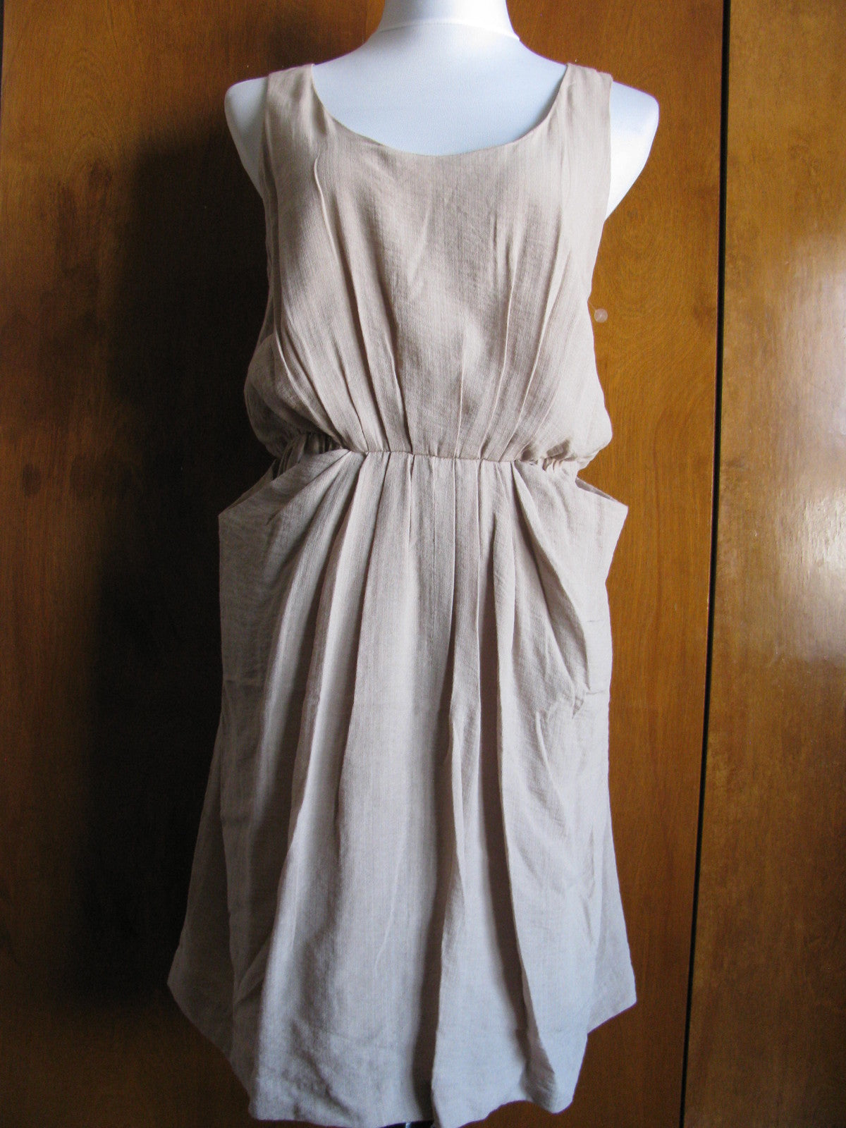 W118 By Walter Baker women’s beige scoop neck lined Anita dress New