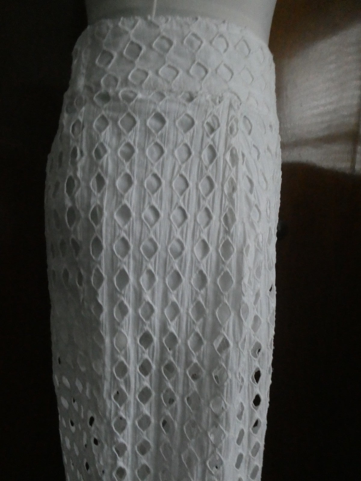 Free People Women's White Eyelet Detailed Pants Elastic Waist Size Large