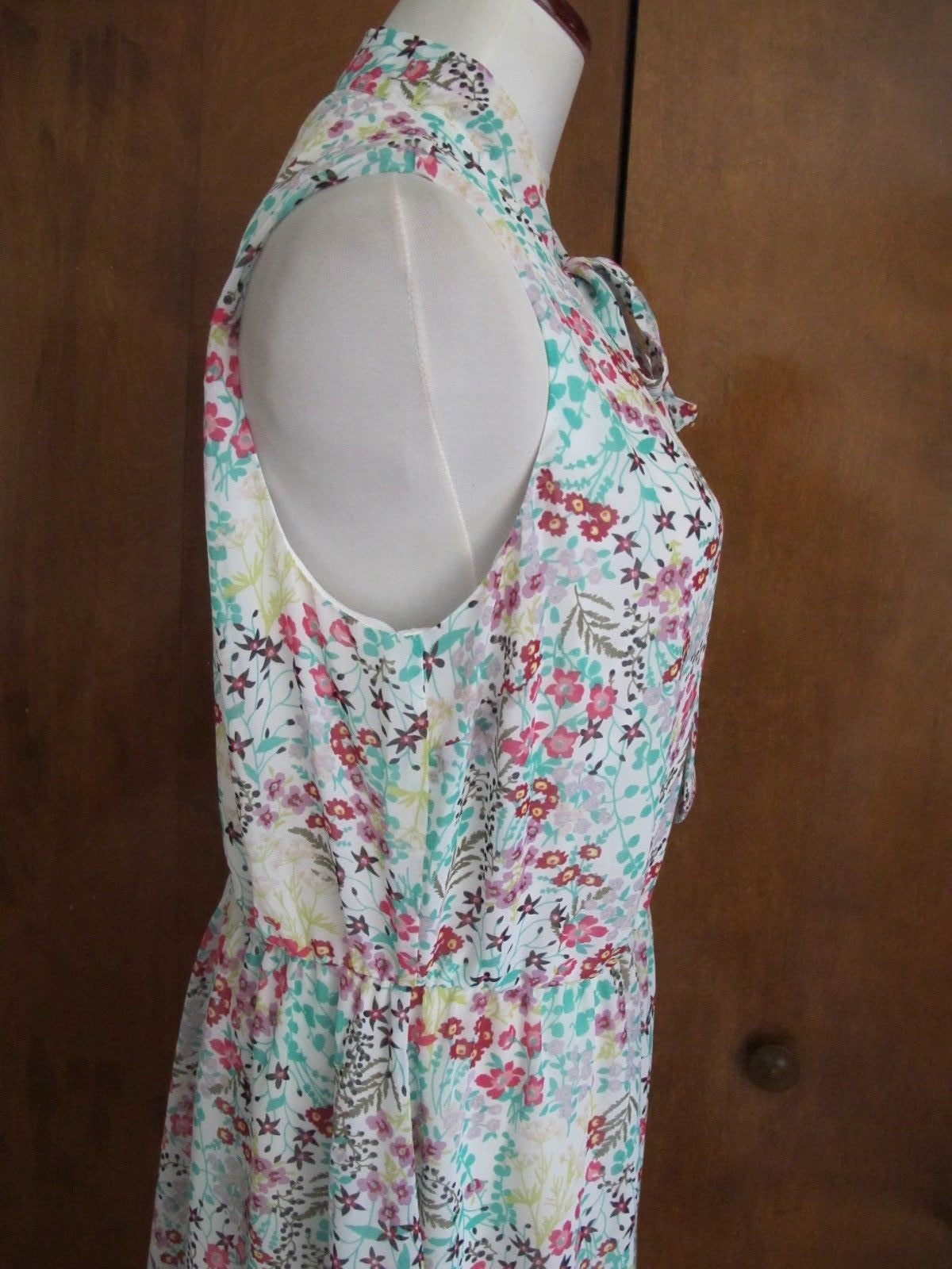 New York & Company Women’s Multi Color Embroidered Dress Size Large NWT