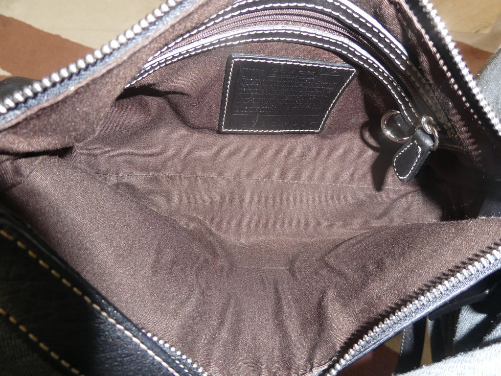 Authentic Coach vintage black purse shoulder handbag D3P-7587