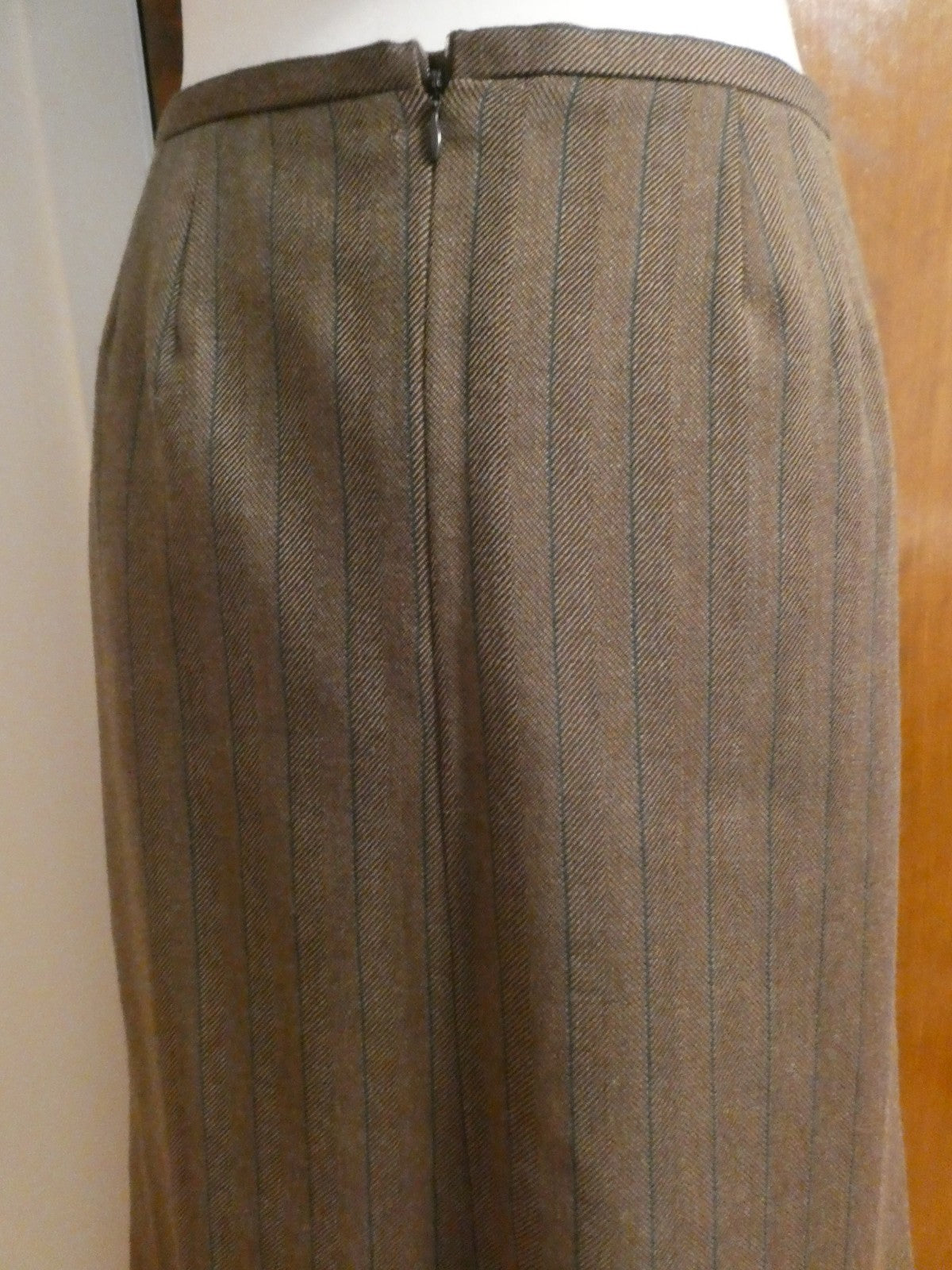 Harve Benard Women Brown Midi A Line 100% Wool/Lana Skirt 12 Made in Ukraine