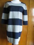 Gap women’s gray/navy dress size Small, Medium