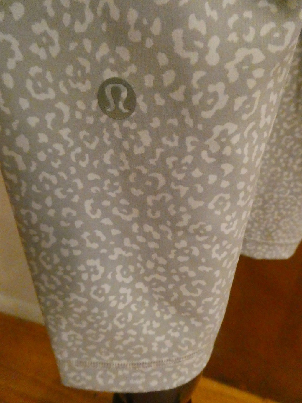 Lululemon Women Wunder Train High-Rise Crop 23" White/Gray Sz 14