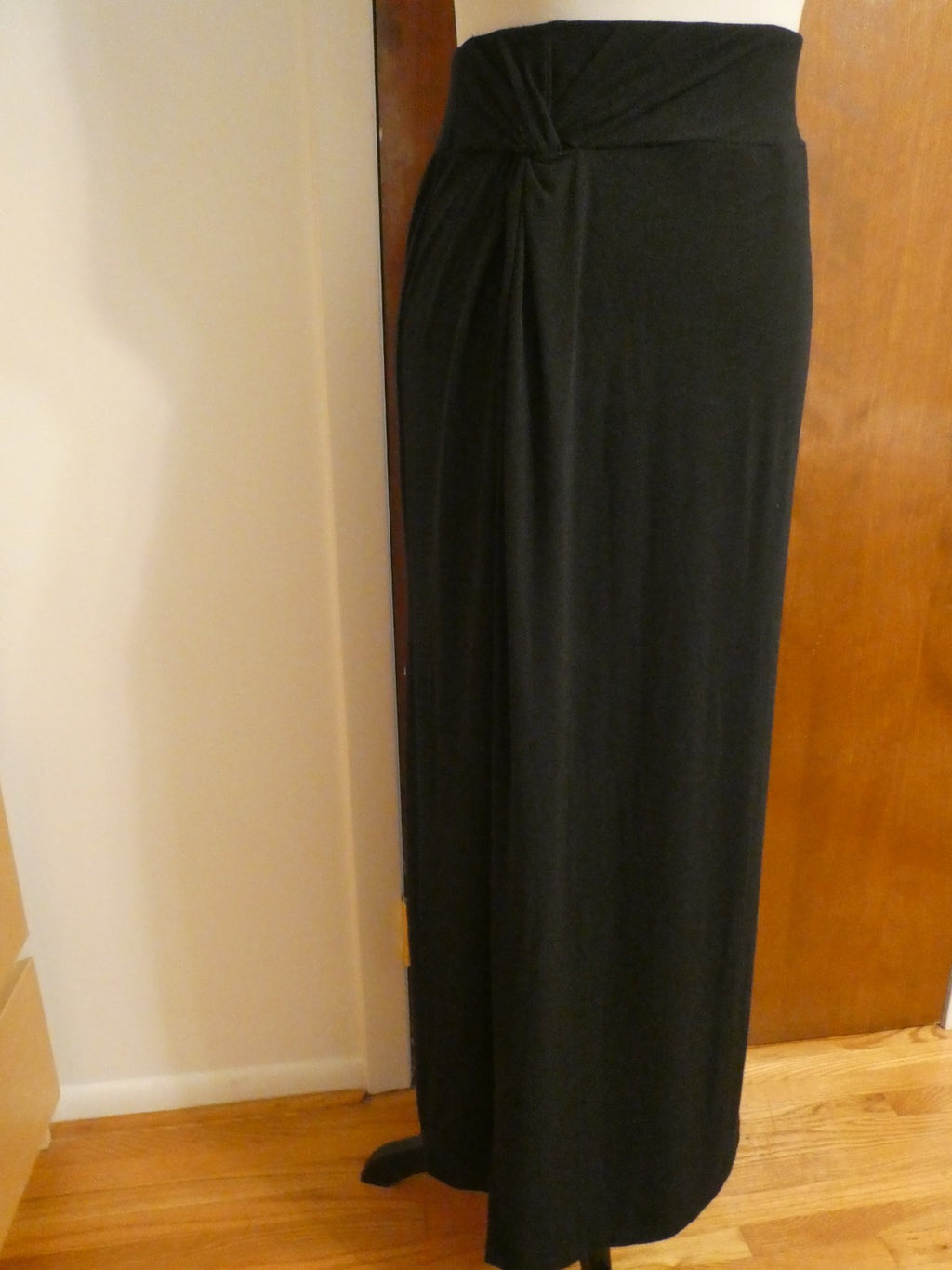 Sonoma Women Black Detailed Maxi Long Soft Skirt Size XSmall New w/Tag