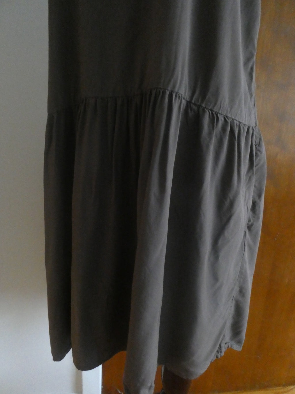 Unit QLO women's light brown 100% rayon summer dress size Large