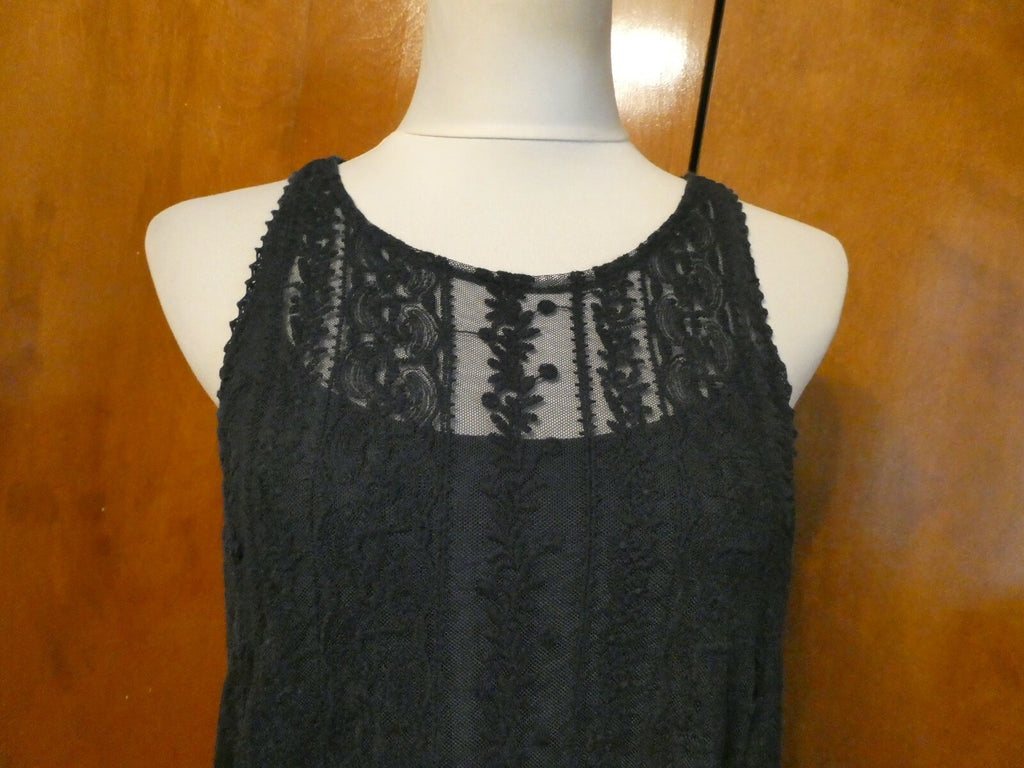 Abercrombie & Fitch women's navy lined evening dress Large (can fit Medium)