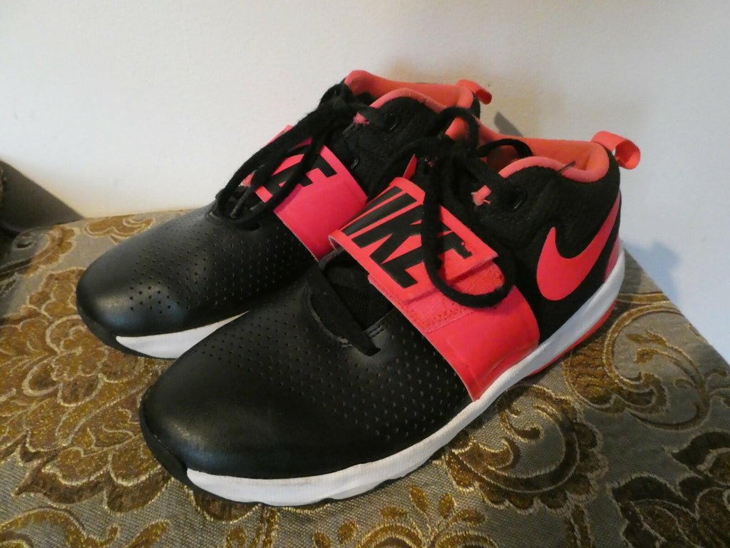 Nike Team Hustle Youth Girls Black Pink Sneakers Shoes 881941-002 Size 7Y