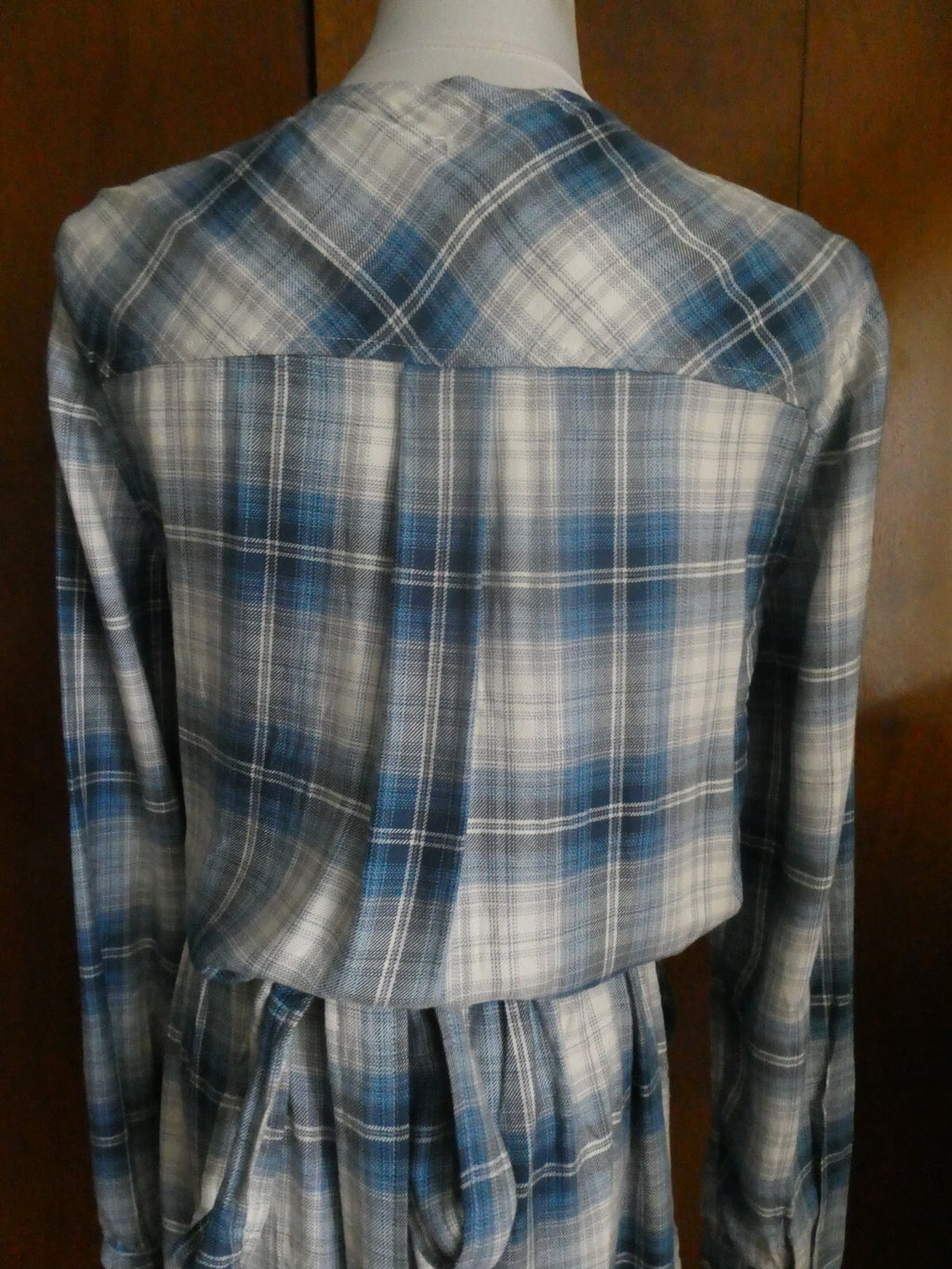 Gap Women’s Long Sleeve Blue Plaid Flannel Romper Wrap Front 