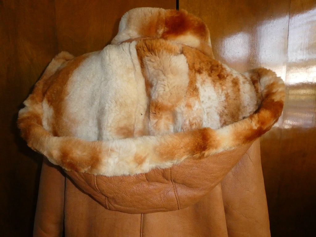 Song Wang women’s copper synthetic leather w/faux fur lining coat/jacket Medium
