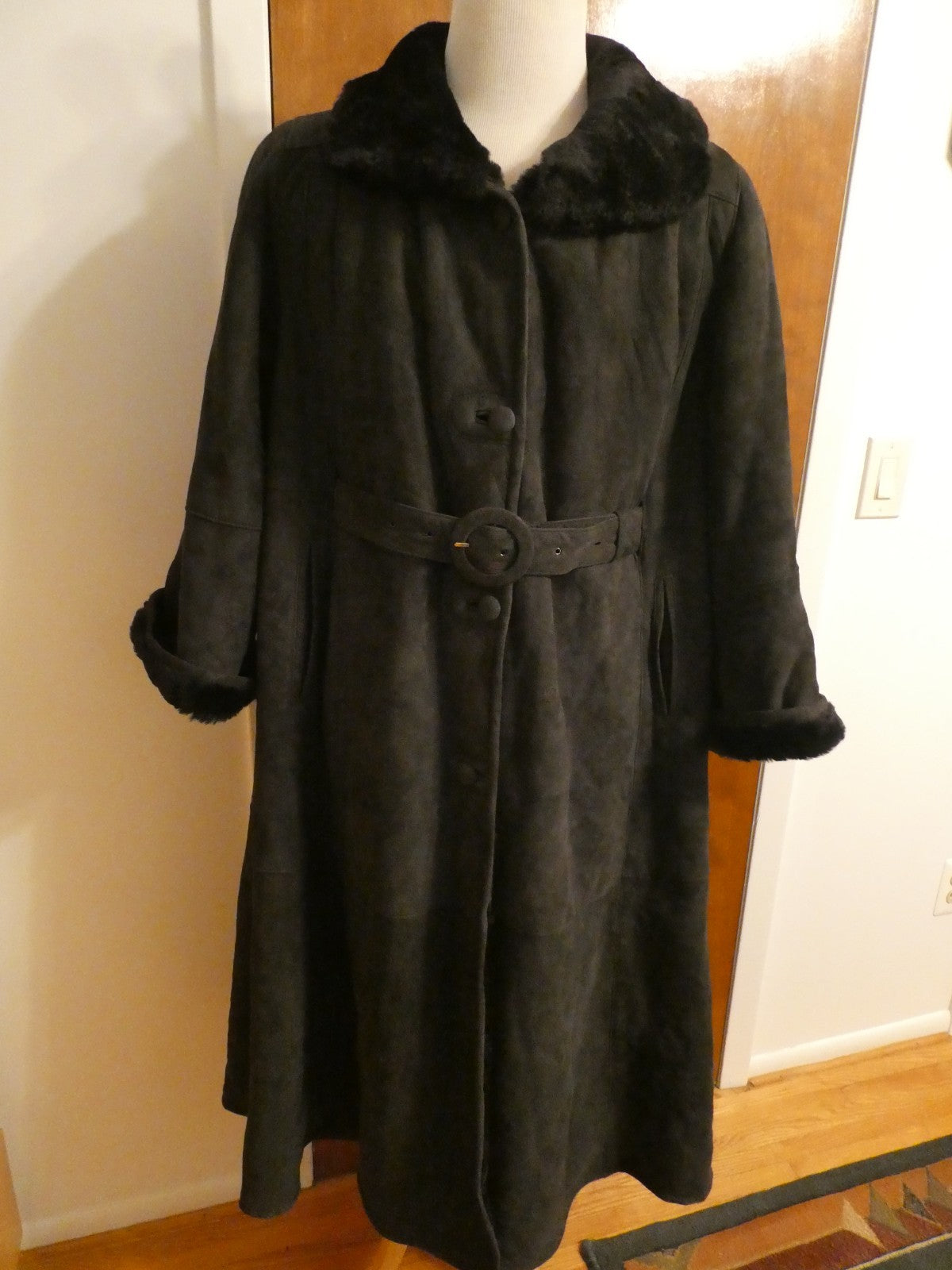 Adarcrea Women Black Shearling Sheepskin A-Line Winter Coat SZ 10 (US 14) Spain