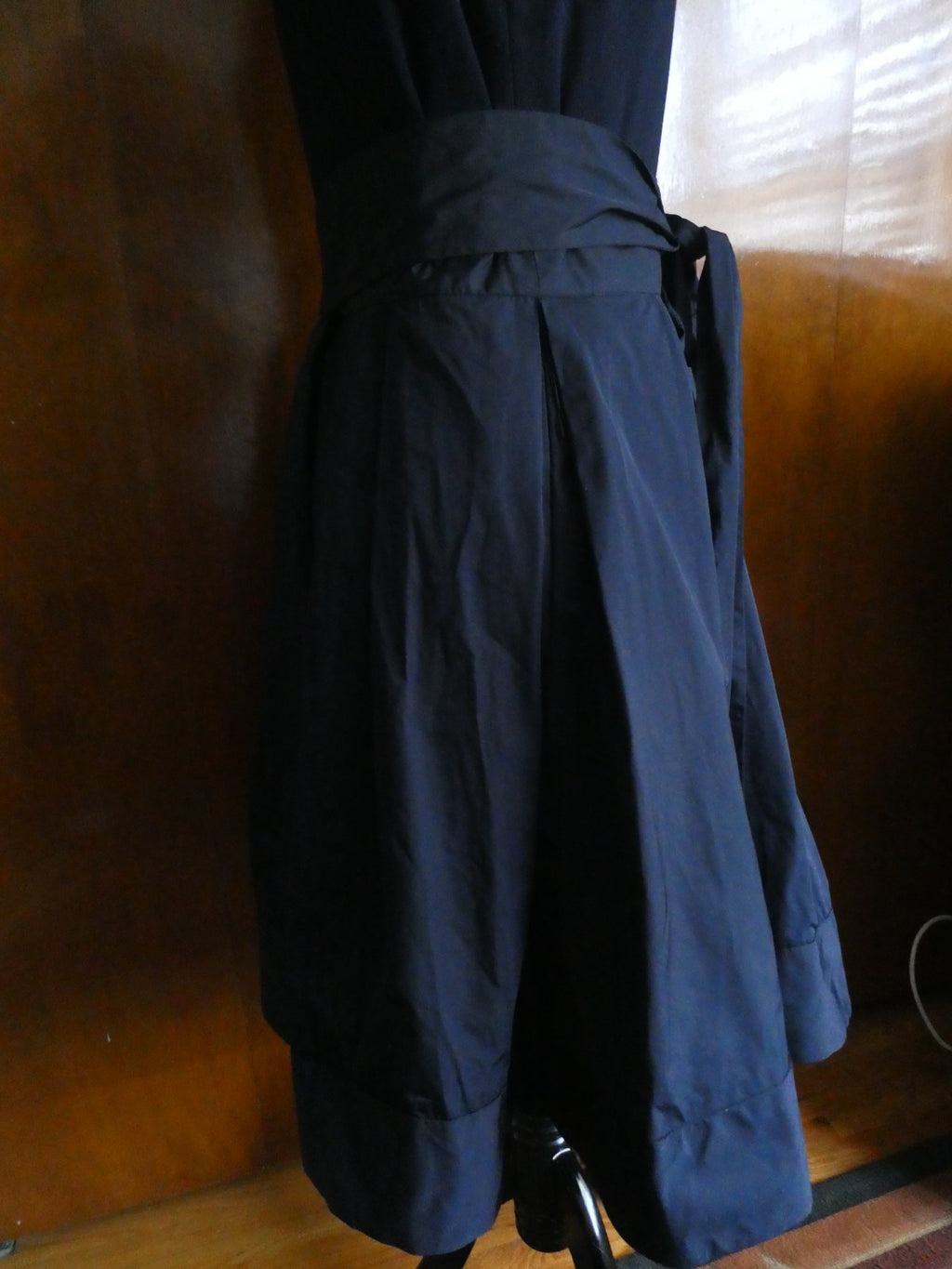 Lauren Ralph Lauren women’s navy pleated skirt detailed dress size 12 NEW