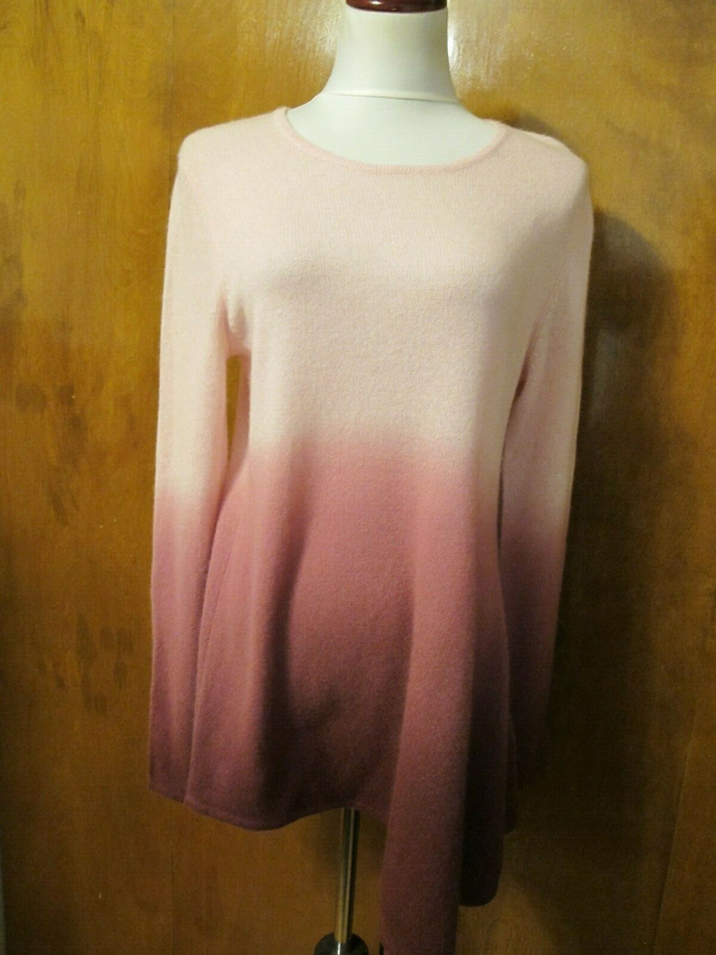 Lord &Taylor Women's multi color cashmere sweater XL