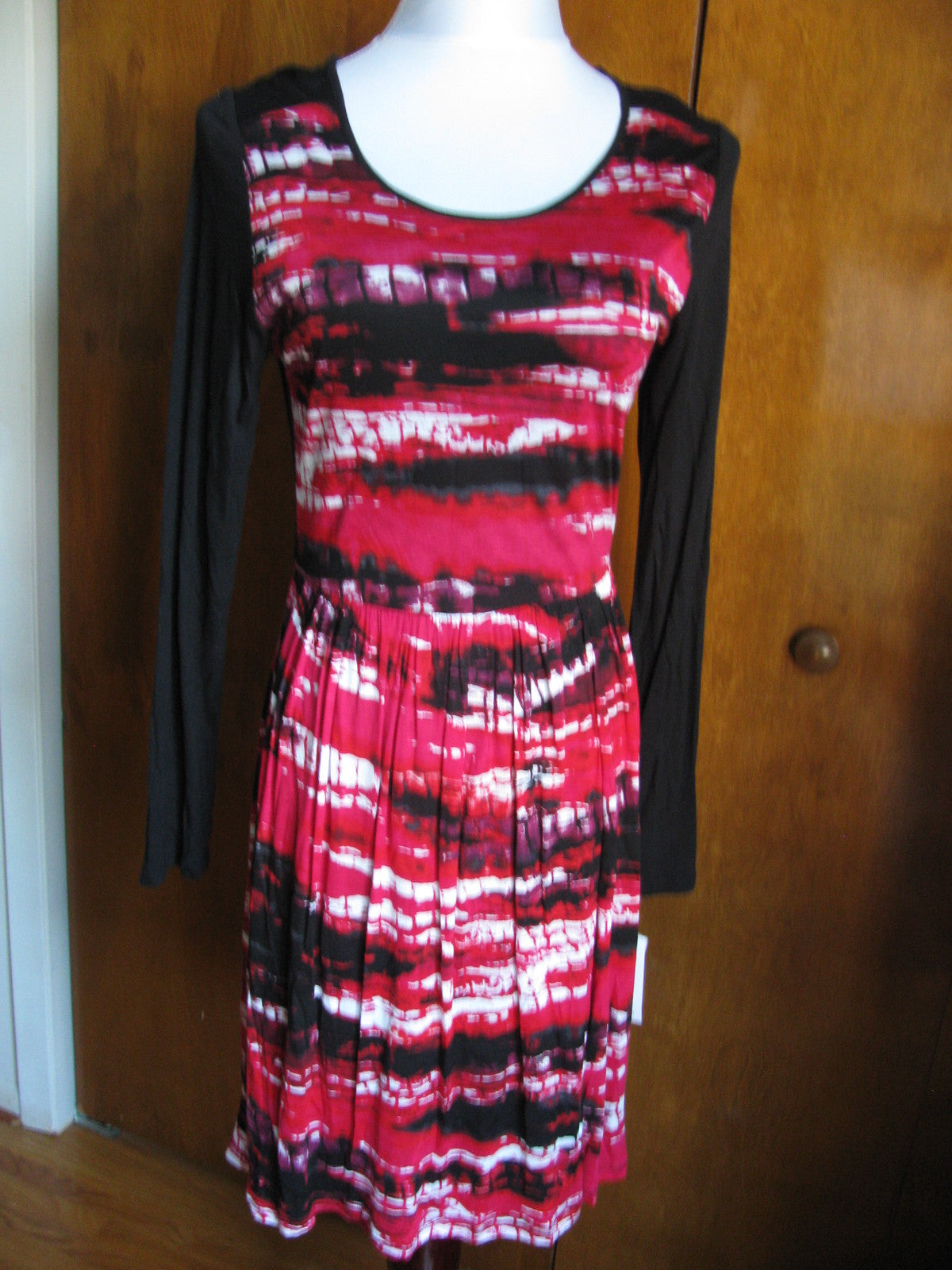 Kensie women’s black poppy combo lined viscose dress Medium