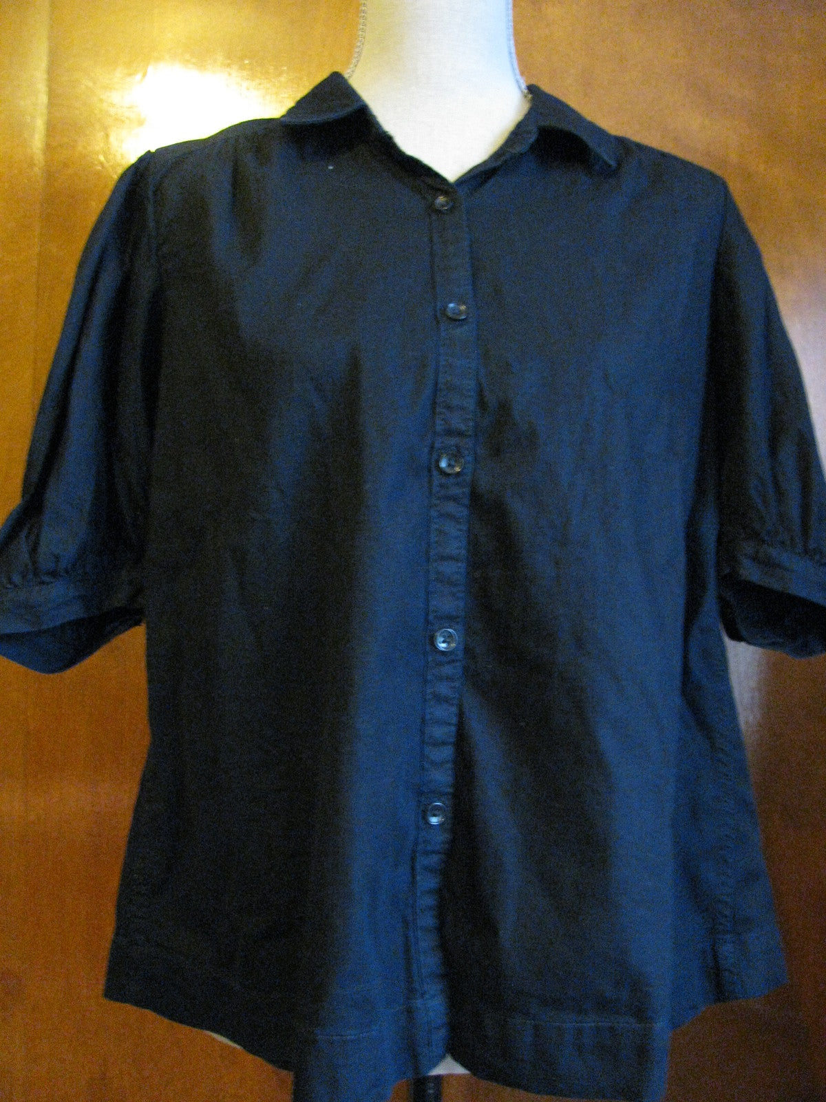 Gap 1969 women's Black 100% Cotton Blouse Size XSmall fits Small New