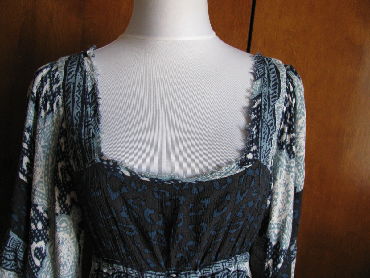 Free People womens blue relaxed fit short lined soft rayon NWT dress size Small 