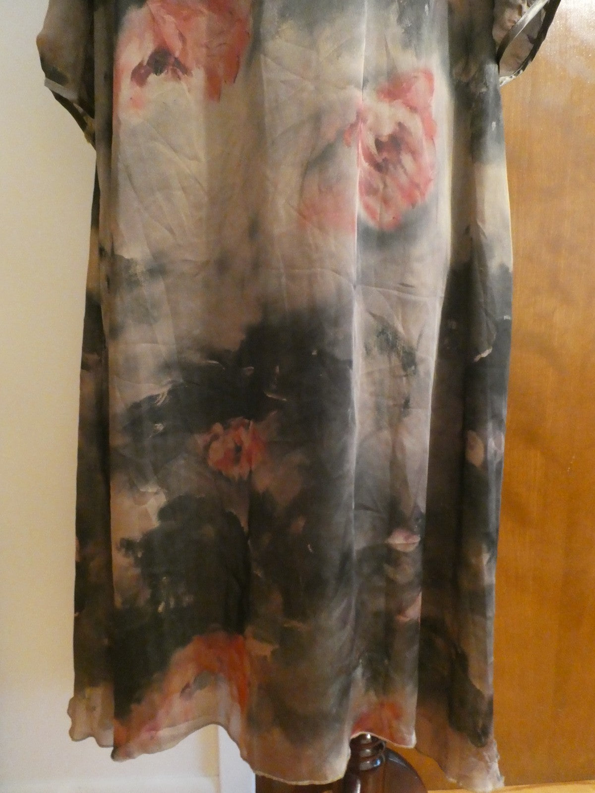 Hanyibushe Women Midi Multicolor Detailed Dress Size 8 (Can fit size 10)