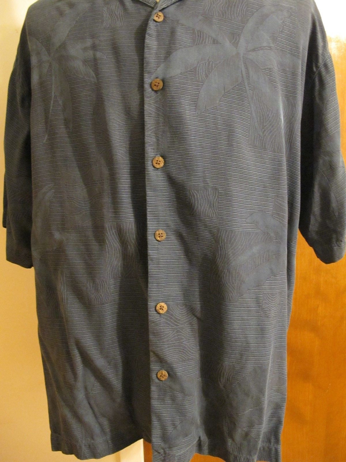 Tommy Bahama Men's Summer Silk Multi Color Blue Black Shirt Size Large 