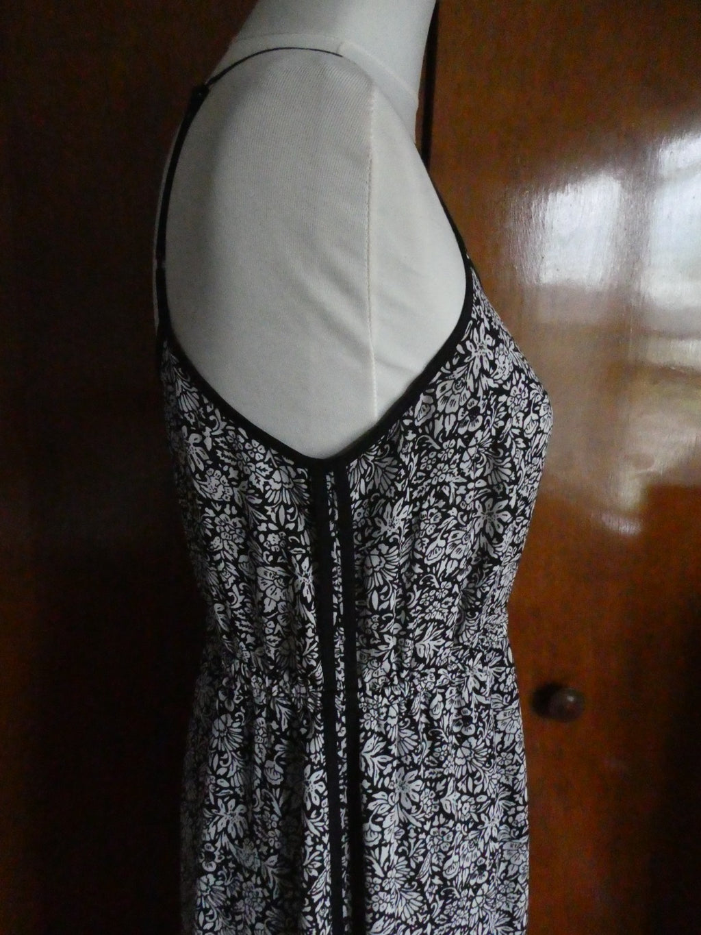 Maxi Dress Size S Black White Floral Sleeveless Elastic Waist LOFT Size Small
