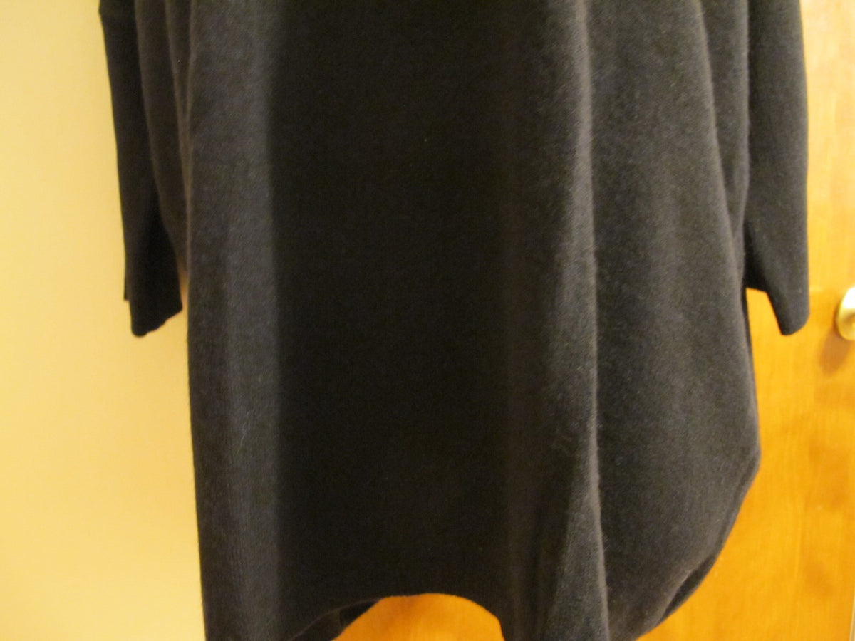 Bloomingdale's Women's Black 2 Ply Cashmere V-Neck Sweater ML 