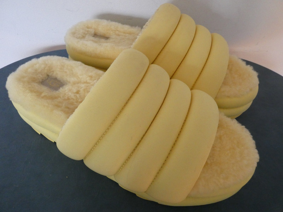 UGG Women Banana Yellow Maxi Sheepskin Platform Slide Women Size US 11