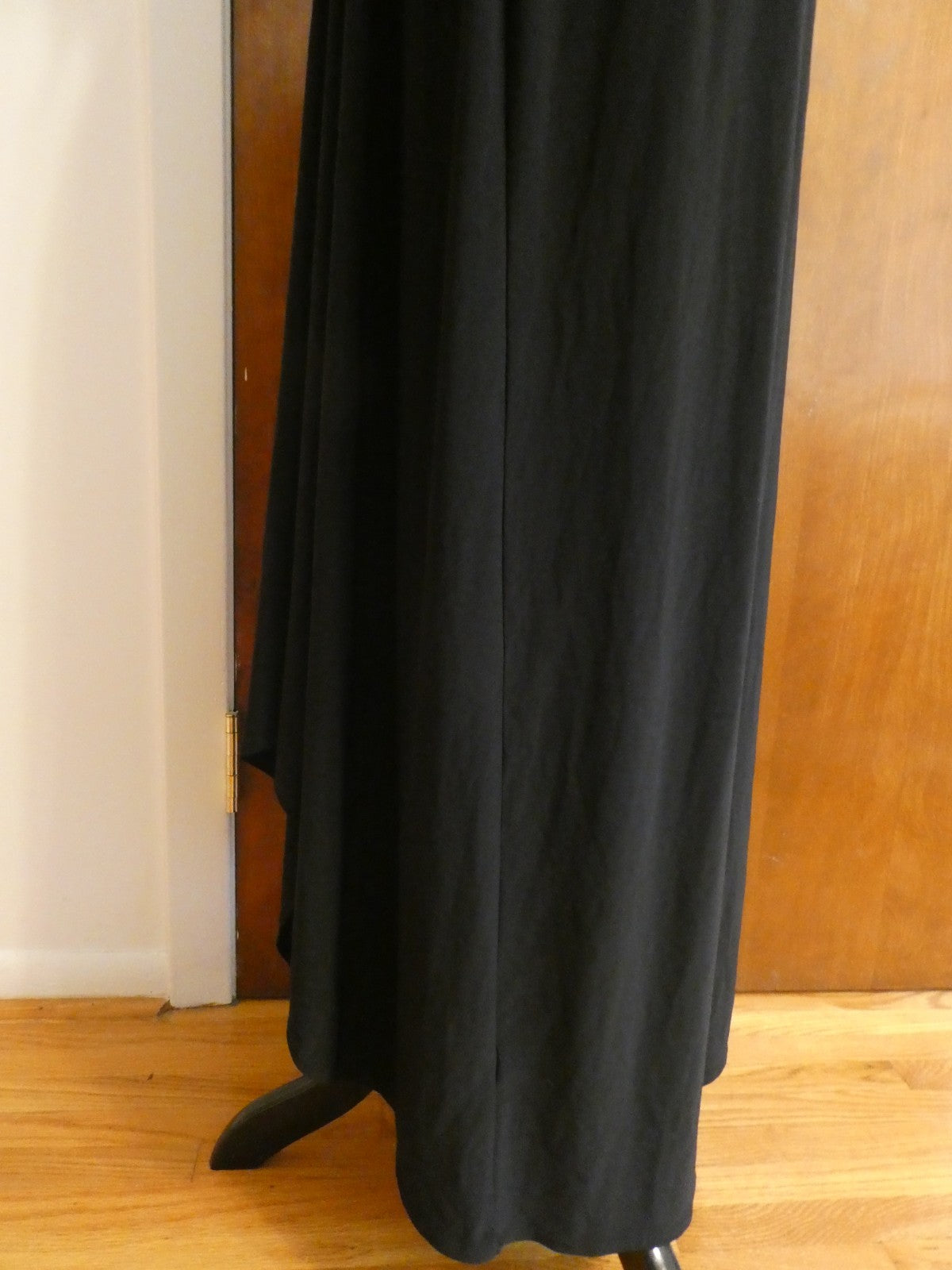 Ralph Lauren women black maxi evening dress draping at the bodice size 4