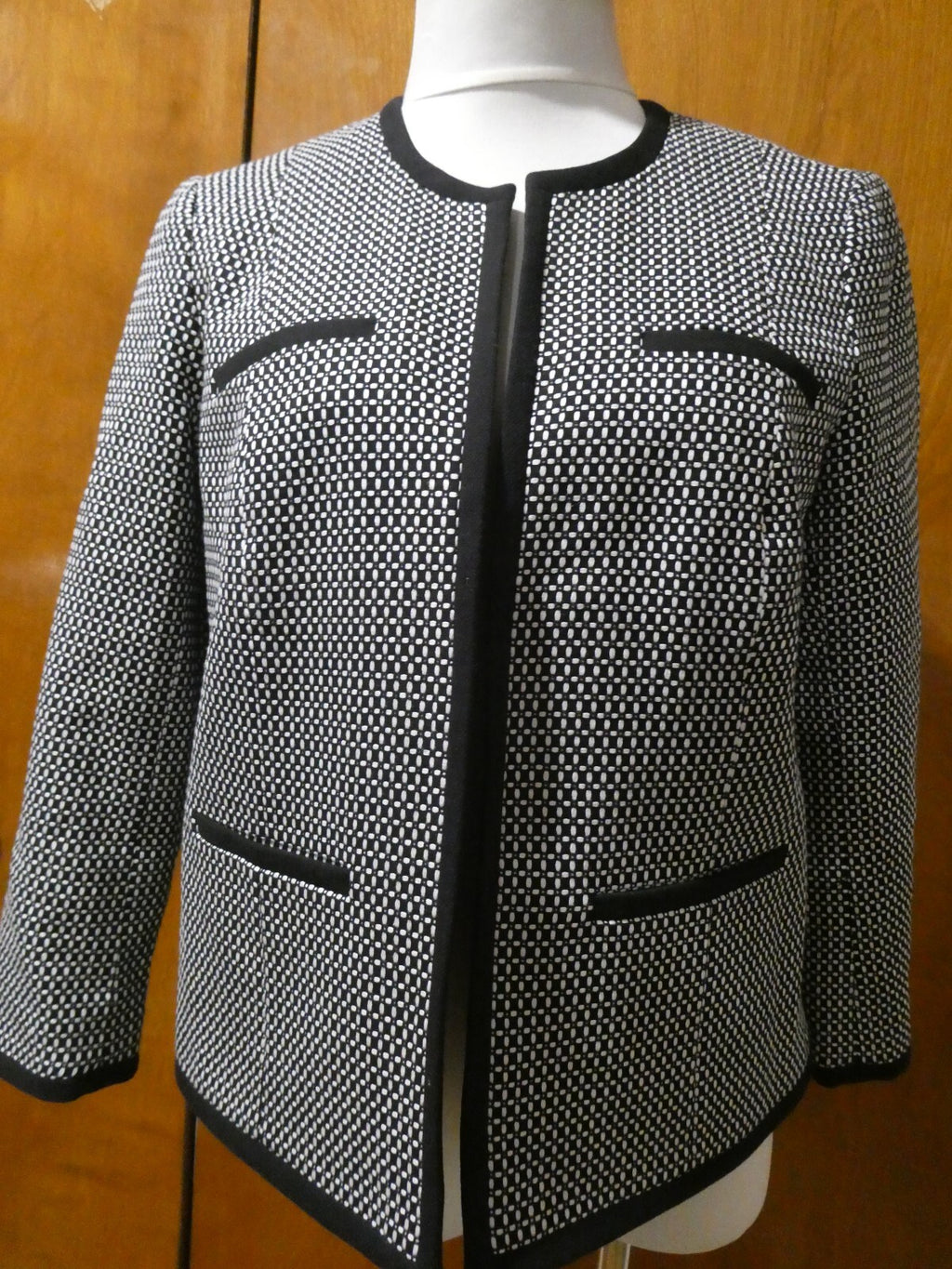 TALBOTS Women’s Black/White 100% Cotton Open Front Jacket Blazer Size 10P