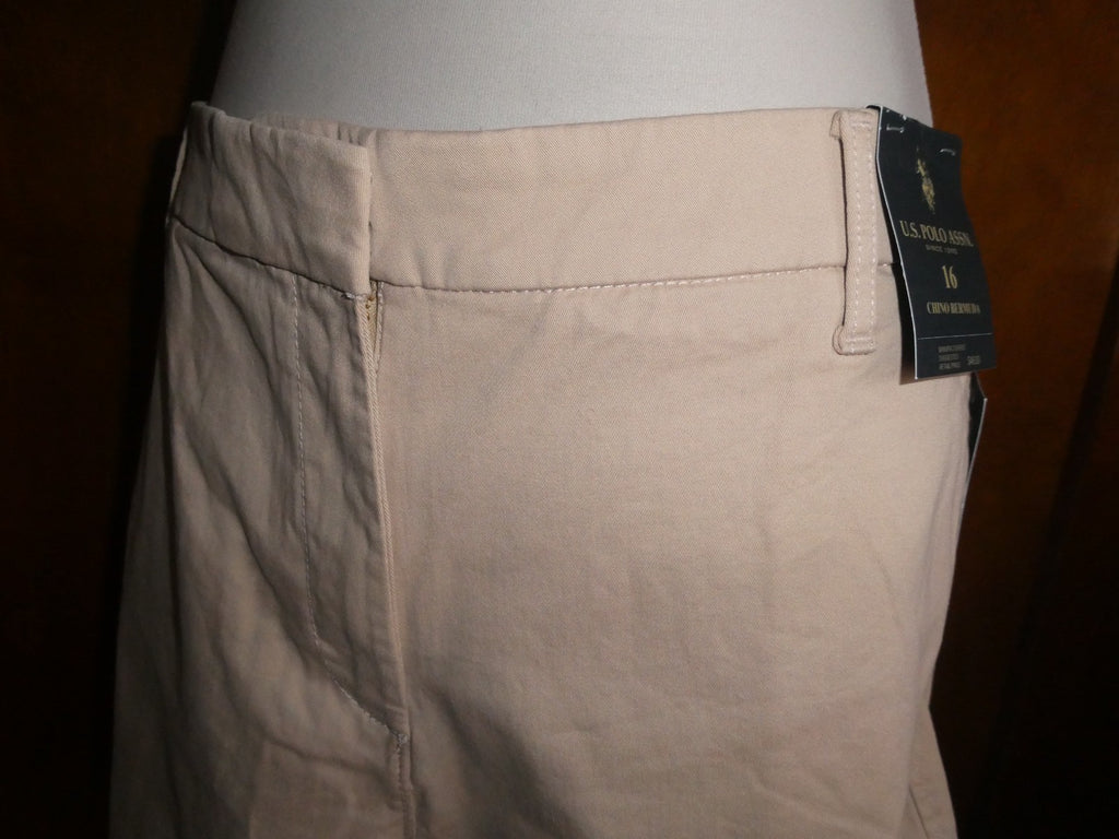 U.S. POLO ASSN. Women Beige Khaki Chino Bermuda Shorts Size 16 (Fits Like 14)