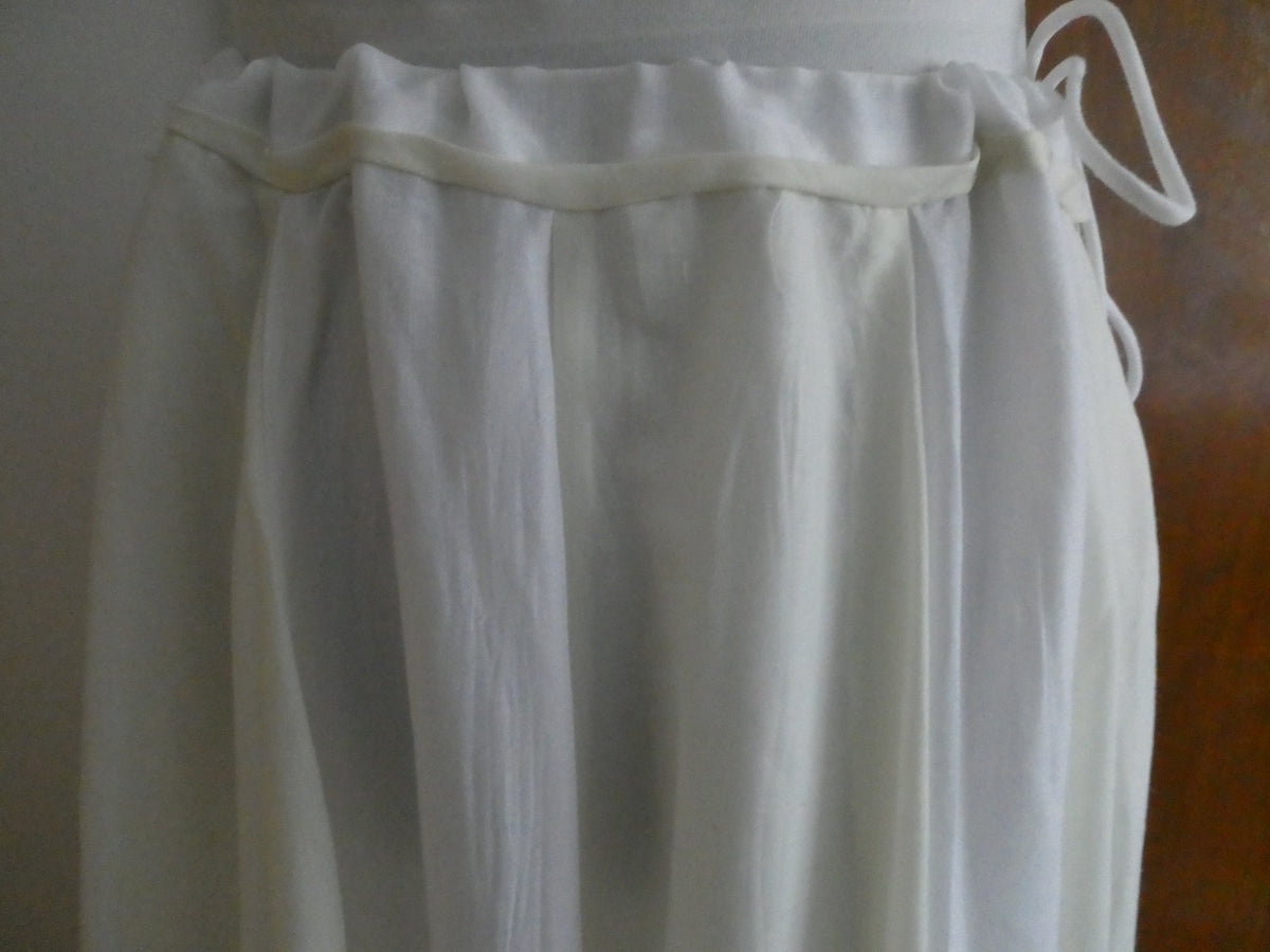 Mix Nouveau Women’s Long Lined Skirt Vanilla Size Medium NWT Style #24712