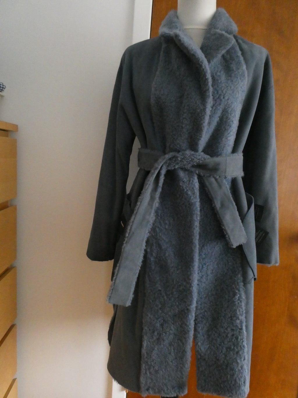 Theory Robe Coat Metal Blue Shearling Lamb Fur Teddy Coat M $2895 Made In Turkey