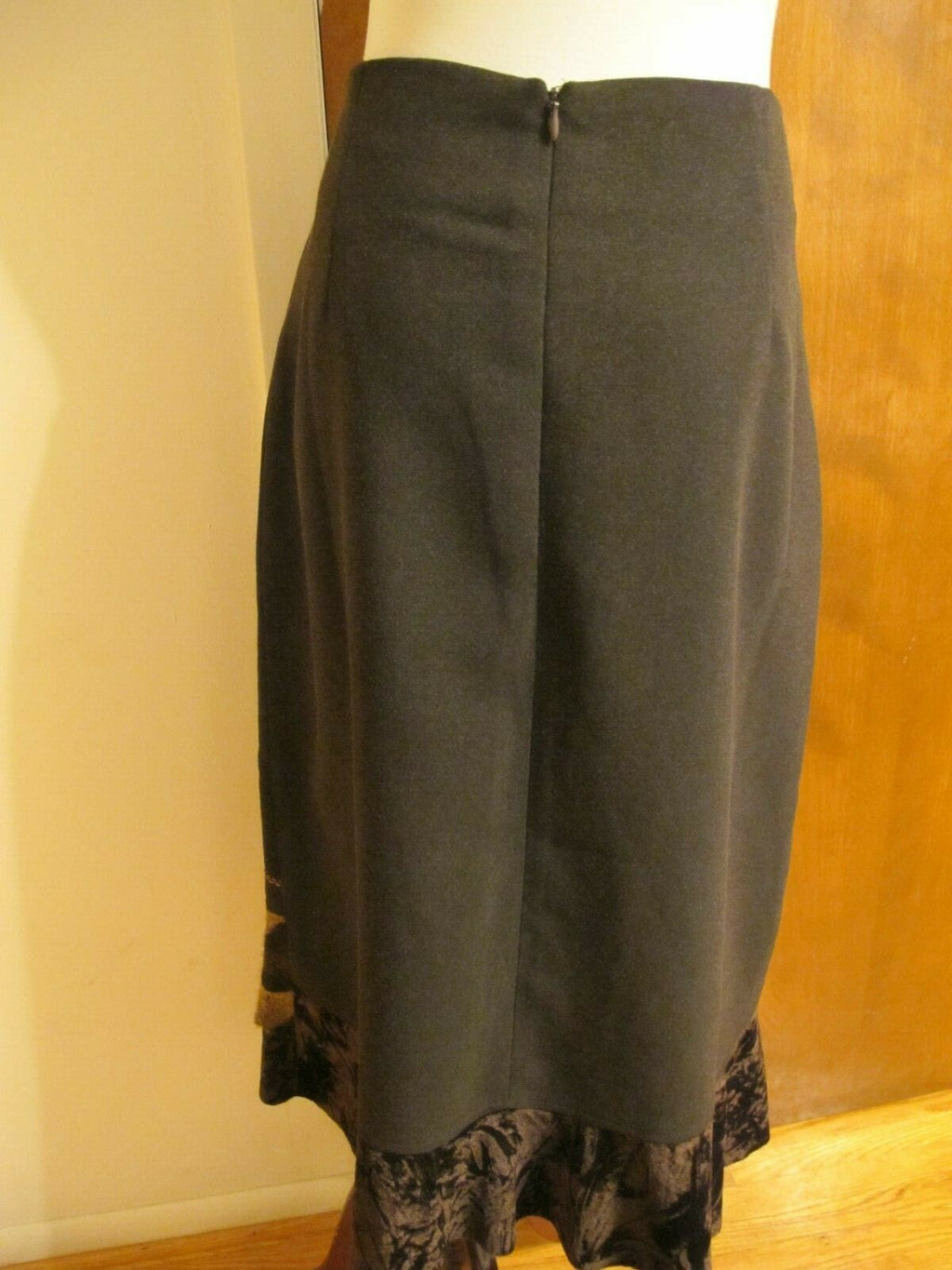 Forwear women's brown stylish lined skirt size 8
