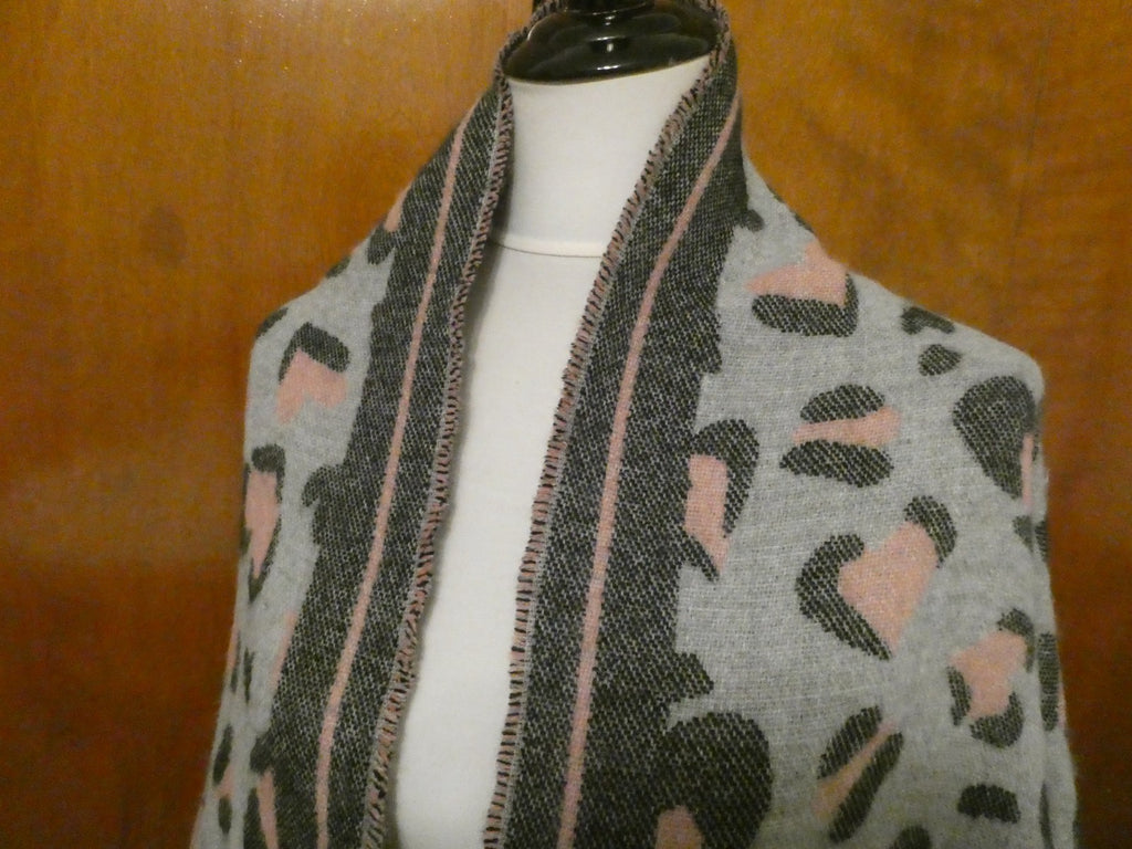 Juicy Couture Leopard Heart Print Scarf 72"x22" Gray Pink Logo Fringe Wrap
