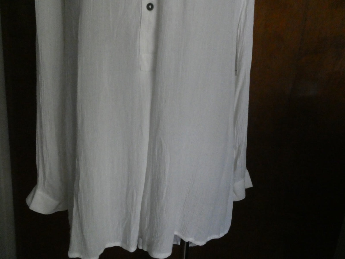 Free People women's ivory long sleeves rayon tunic top size Medium